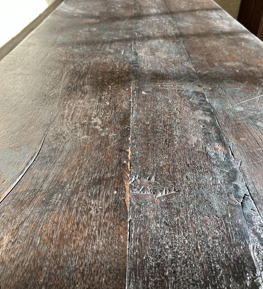 https://a.1stdibscdn.com/large-organic-table-reclaimed-wood-for-sale-picture-6/f_20233/f_382744321707172650426/IMG_6965_master.JPG