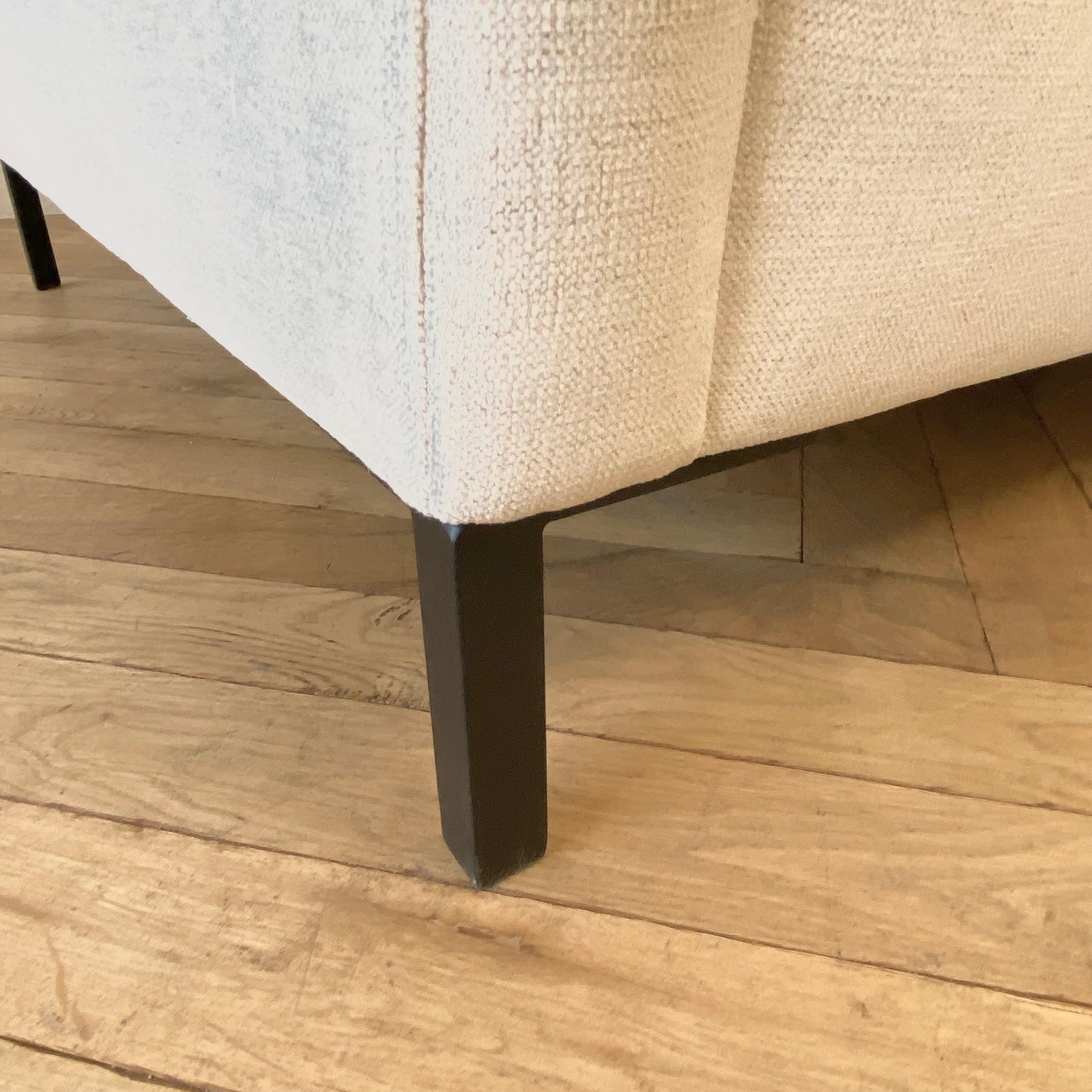 https://a.1stdibscdn.com/custom-chaise-one-arm-sofa-crypton-stain-resistant-fabric-for-sale-picture-12/f_18223/f_253637221631924361462/IMG_7003_master.jpg