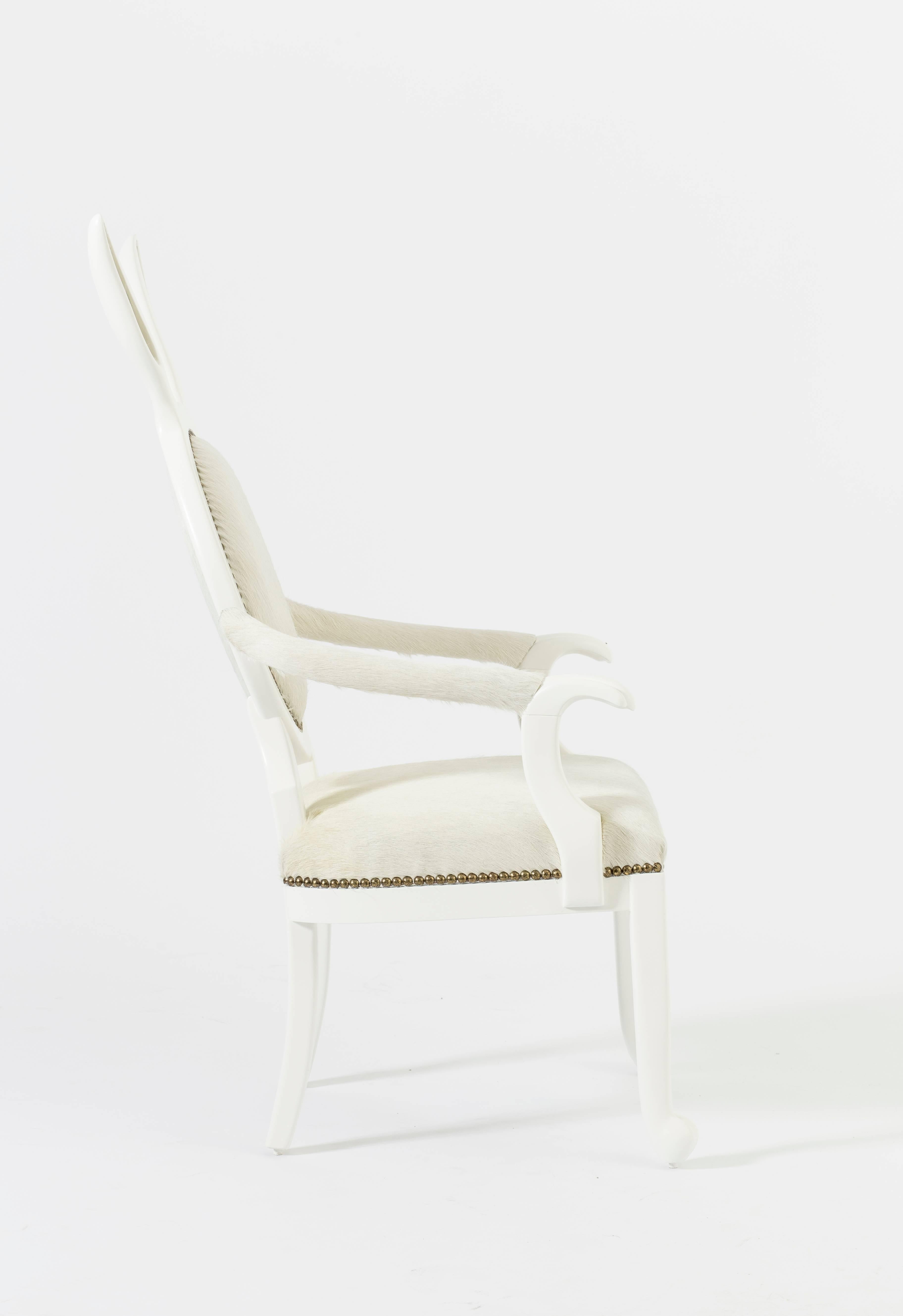 https://a.1stdibscdn.com/21st-century-hybrid-no-2-childrens-armchair-with-bunny-ears-and-white-leather-for-sale-picture-6/f_36601/f_107385531525948759835/IMG_7057_master.jpg