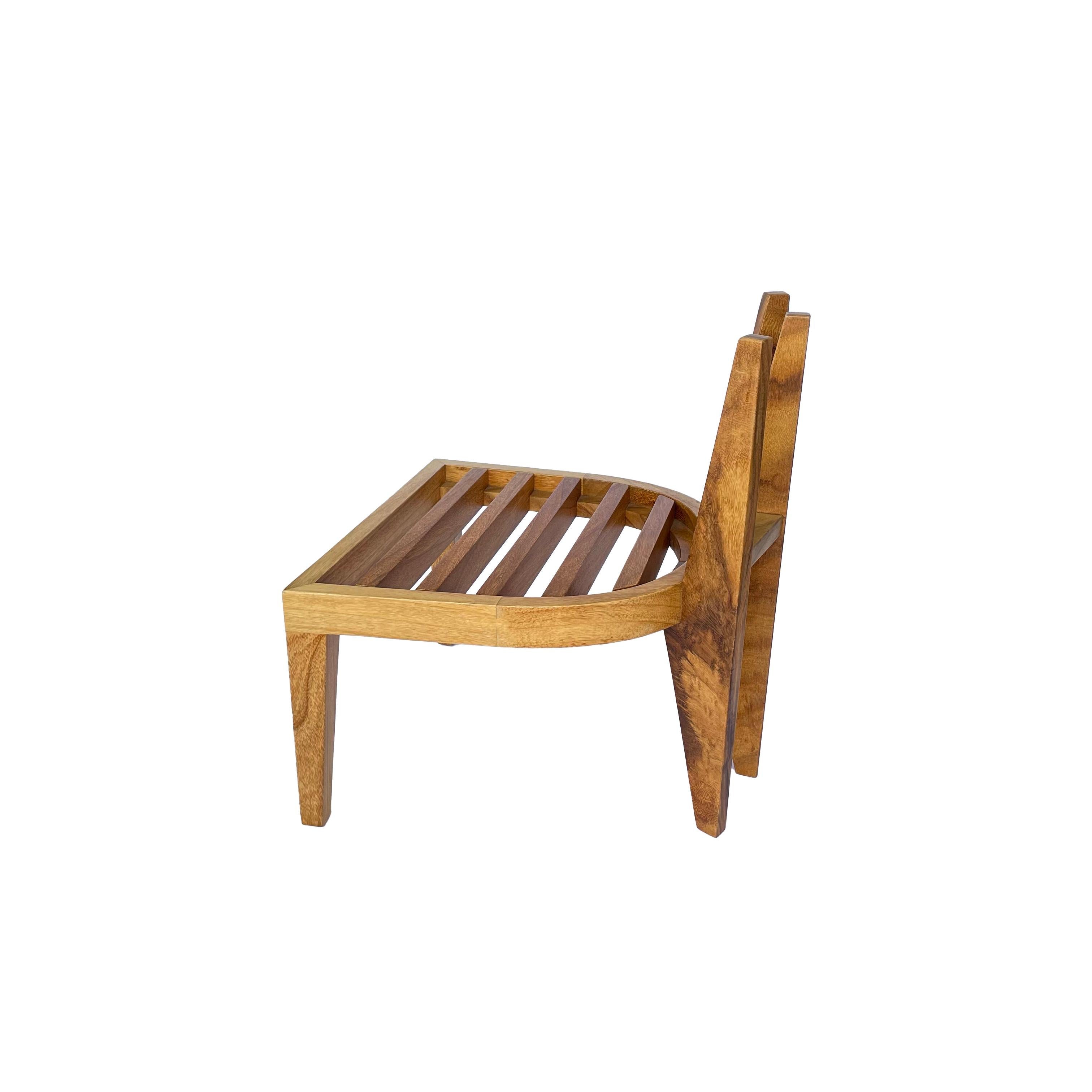 https://a.1stdibscdn.com/modern-wood-stool-by-pierre-sarkis-for-sale-picture-5/f_57312/f_269249921642266580957/IMG_7195_master.jpg