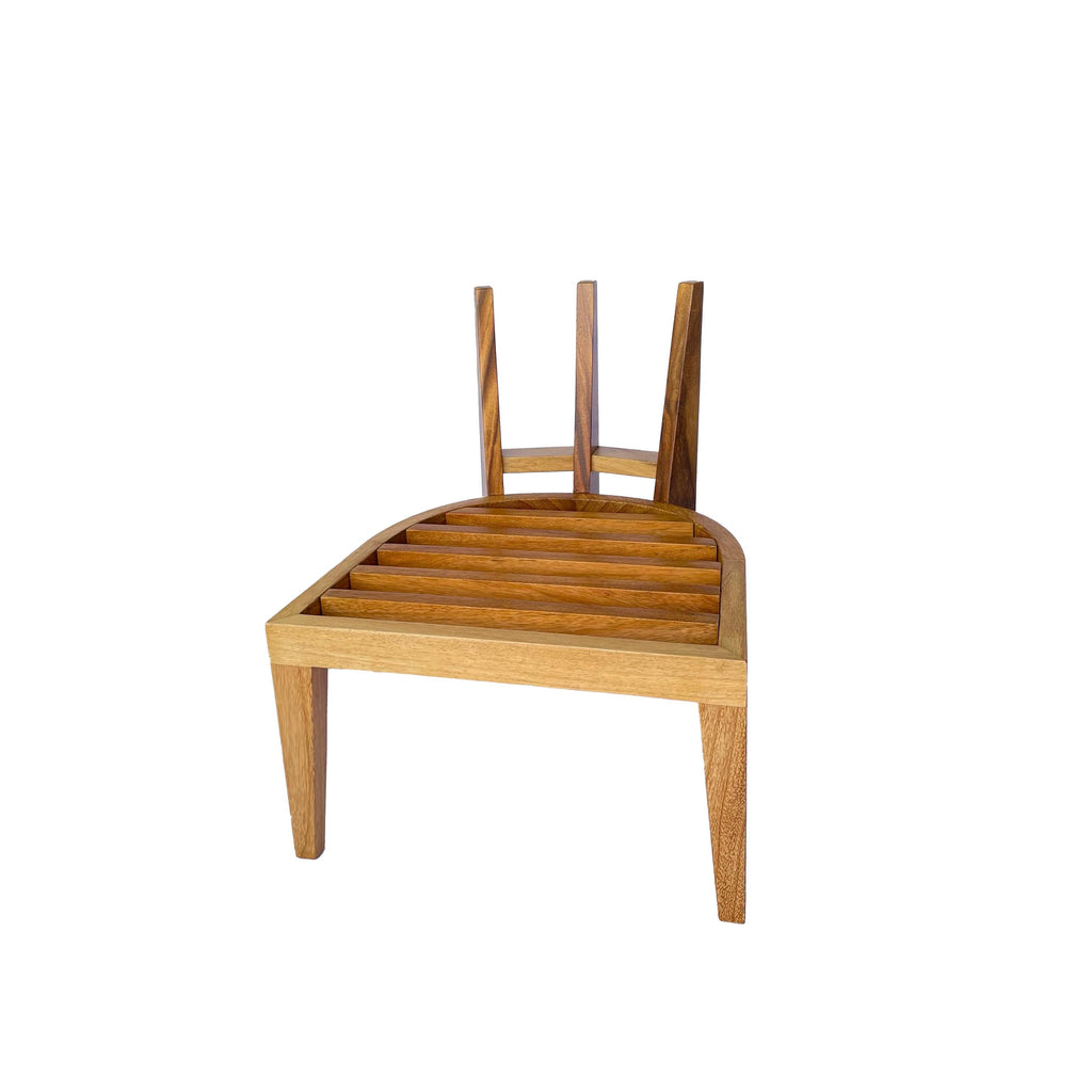 https://a.1stdibscdn.com/modern-wood-stool-by-pierre-sarkis-for-sale-picture-6/f_57312/f_269249921642266581276/IMG_7202_master.jpg