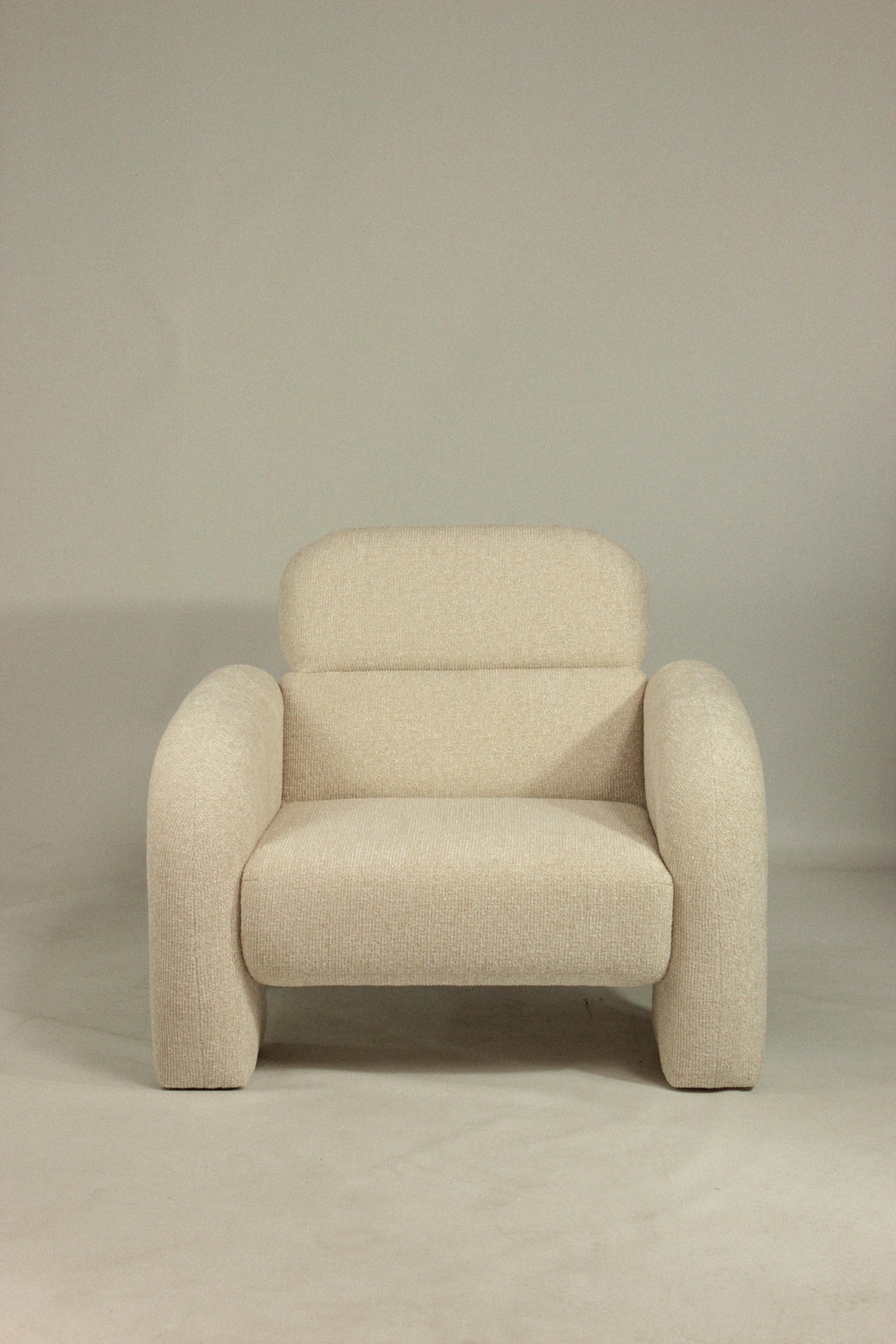 https://a.1stdibscdn.com/dooq-new-organic-modernist-vertigo-armchair-in-red-and-grey-fabric-for-sale-picture-7/f_54242/f_437807221758553024588/IMG_7258_master.jpg