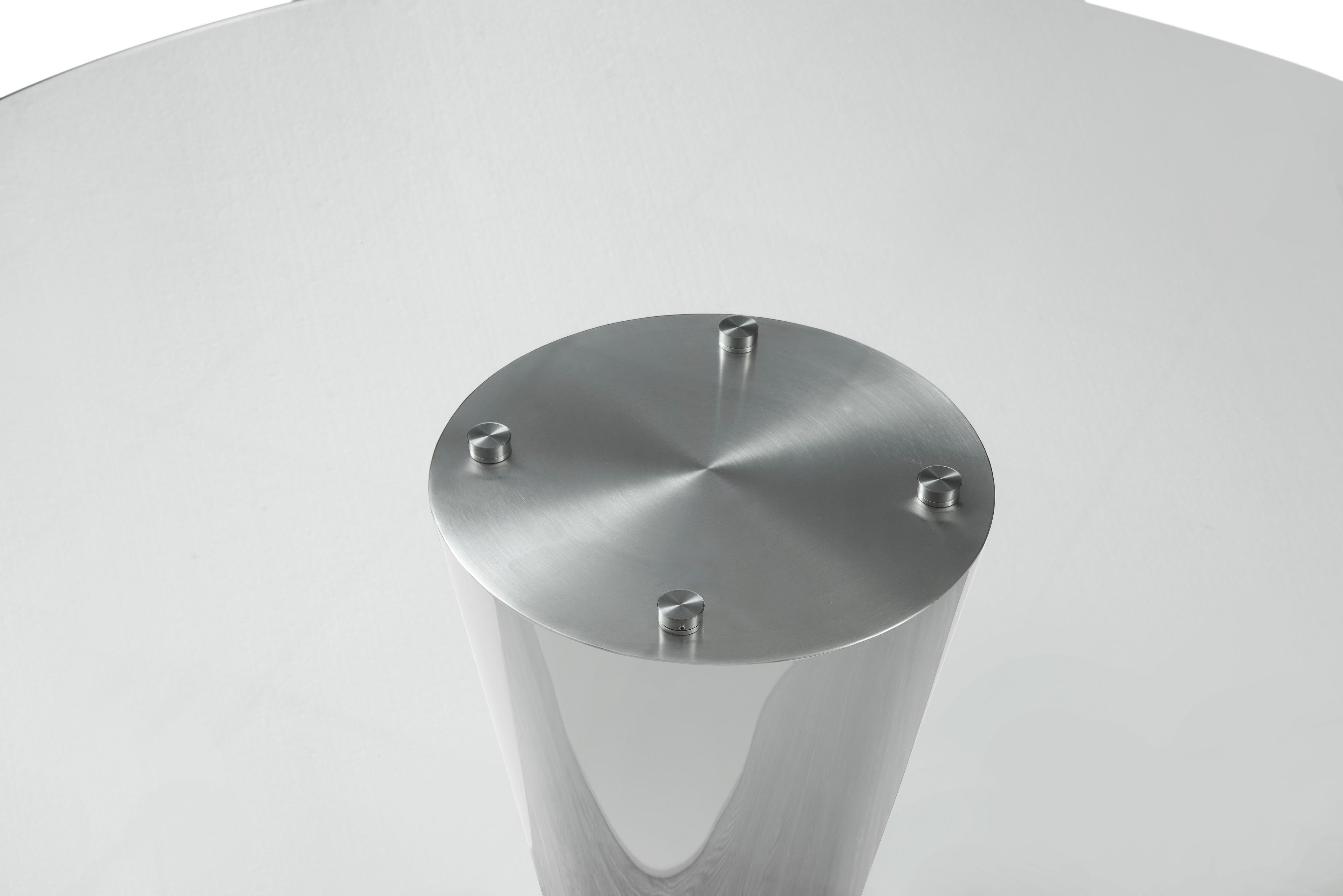 https://a.1stdibscdn.com/modern-stainless-steel-round-dining-table-designed-by-greg-sheres-in-stock-for-sale-picture-5/f_91802/f_405614221720572663510/IMG_7272_master.JPG