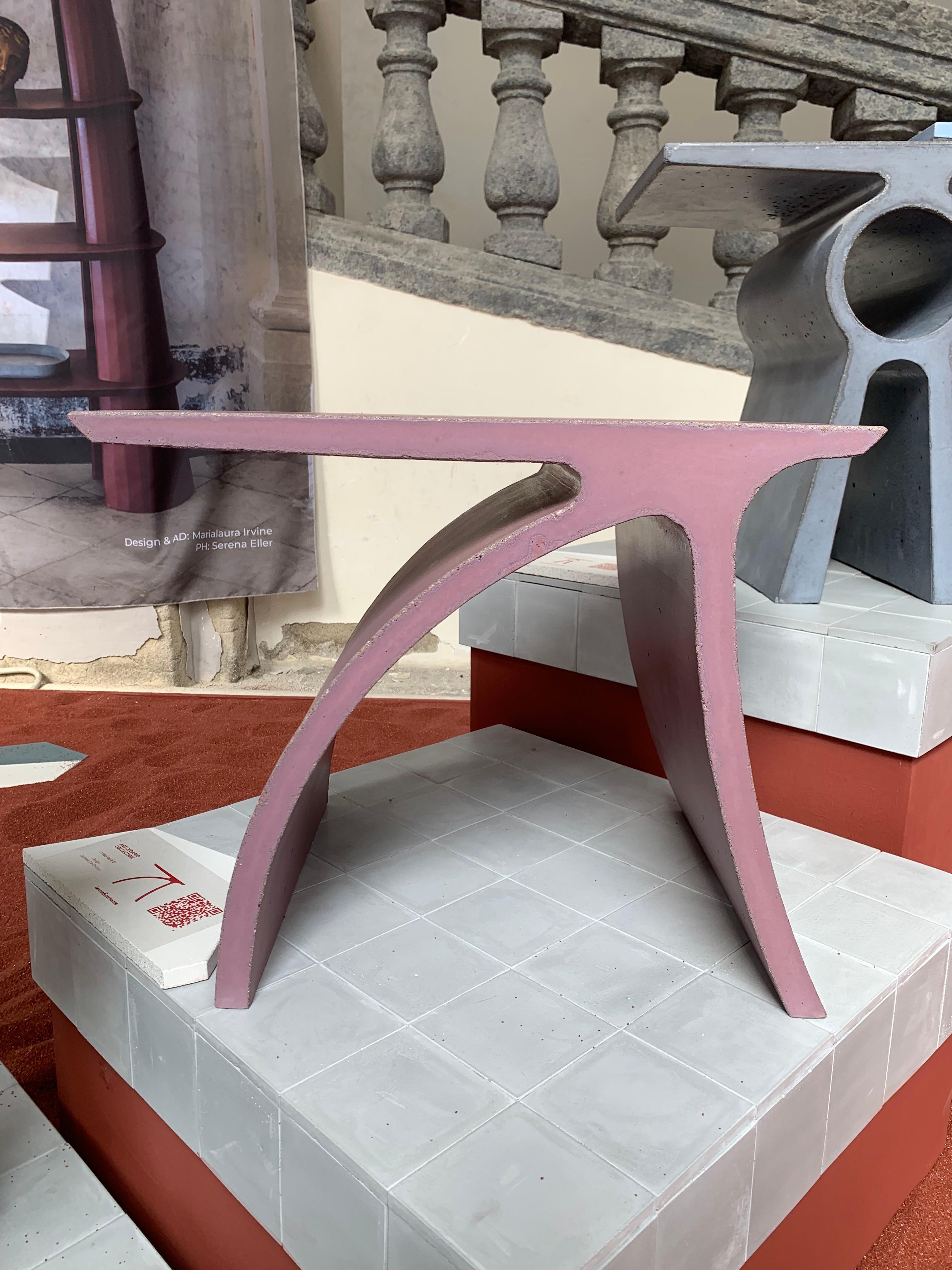 https://a.1stdibscdn.com/concrete-side-table-d-abecedario-collection-aubergine-color-by-formacemento-for-sale-picture-2/f_38941/f_311993221667835241351/IMG_7300_3_master.jpeg