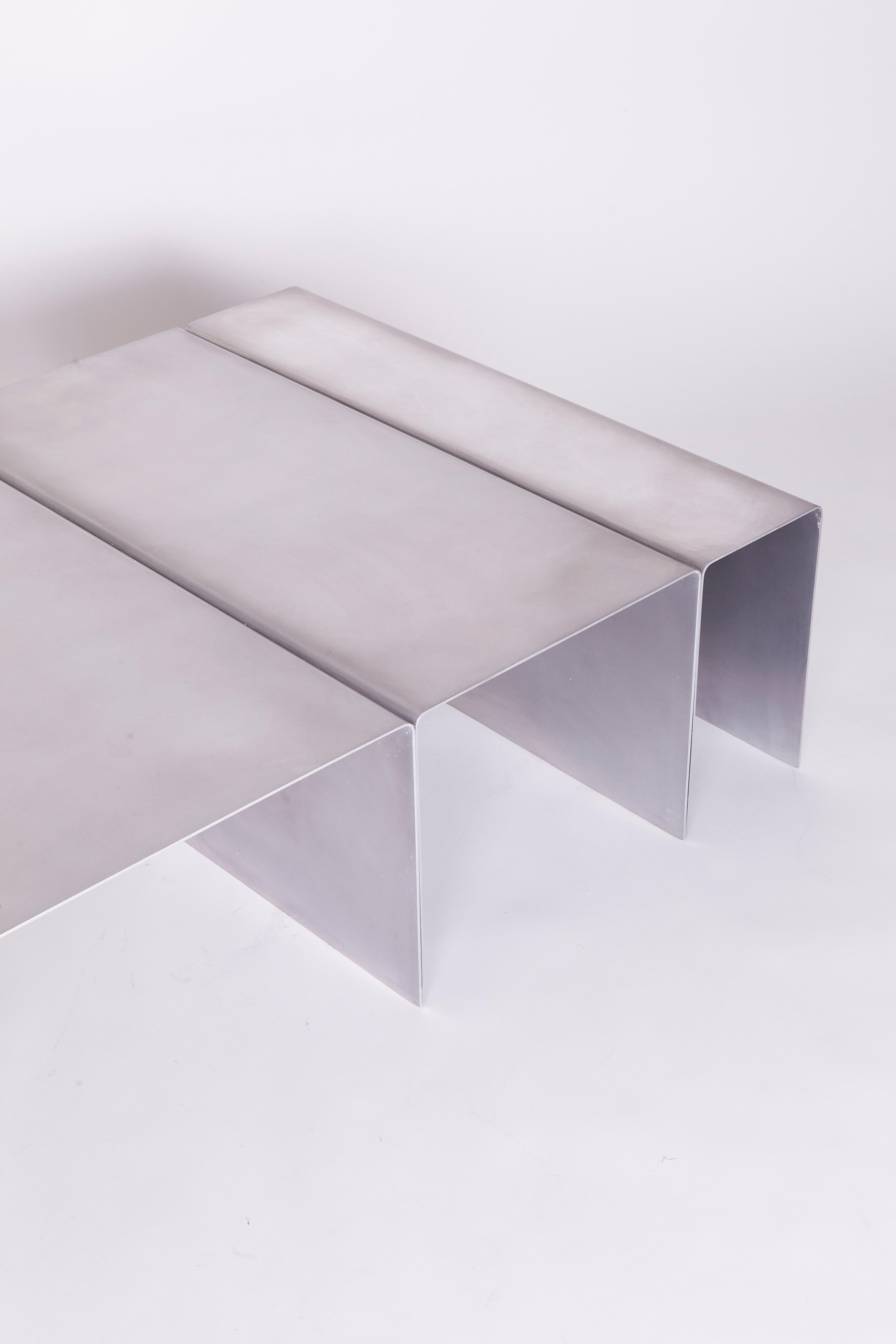https://a.1stdibscdn.com/segment-coffee-table-contemporary-waxed-aluminum-table-by-estudio-persona-for-sale-picture-4/f_23783/f_137730221550874979487/IMG_7332_master.jpg