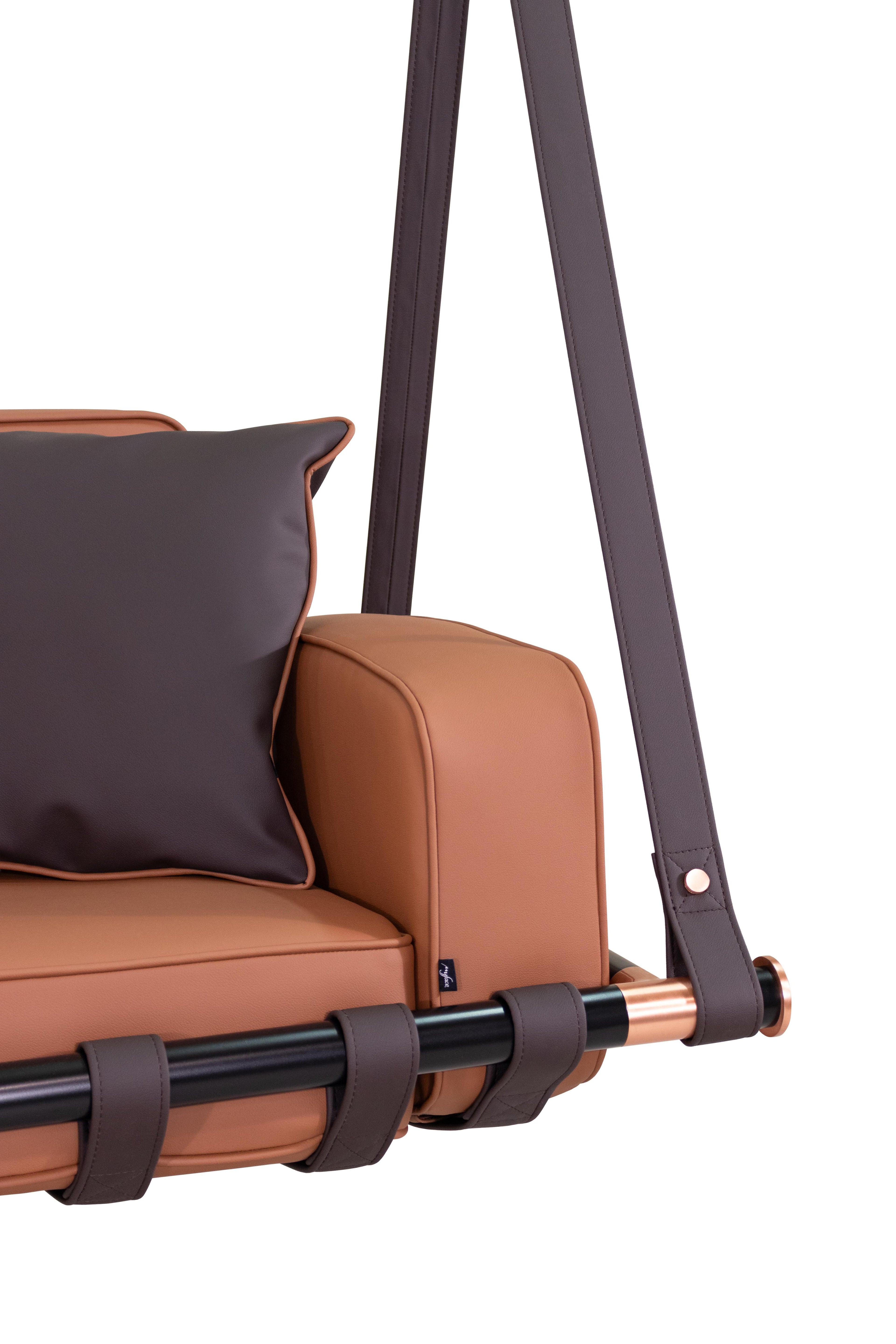 https://a.1stdibscdn.com/outdoor-swing-with-leather-upholstery-and-stainless-steel-details-for-sale-picture-6/f_56702/f_494716321775031952750/IMG_7382_Edit_master.jpg
