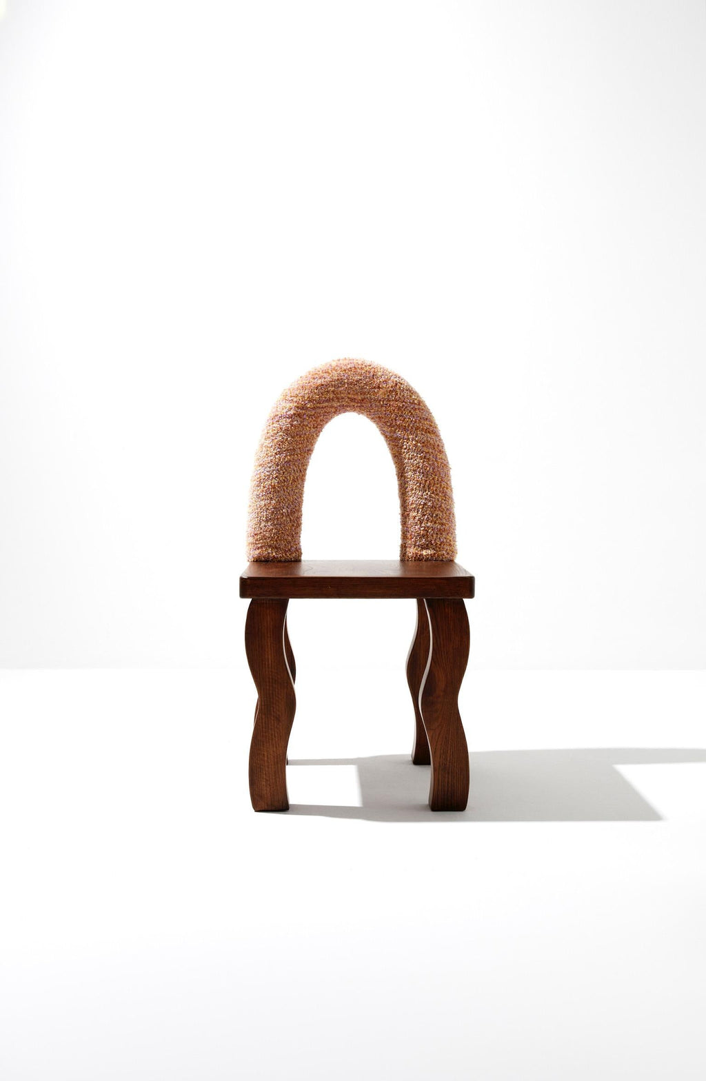 https://a.1stdibscdn.com/honey-chair-for-sale-picture-3/f_104752/f_453955821749549253521/IMG_7384_master.jpg