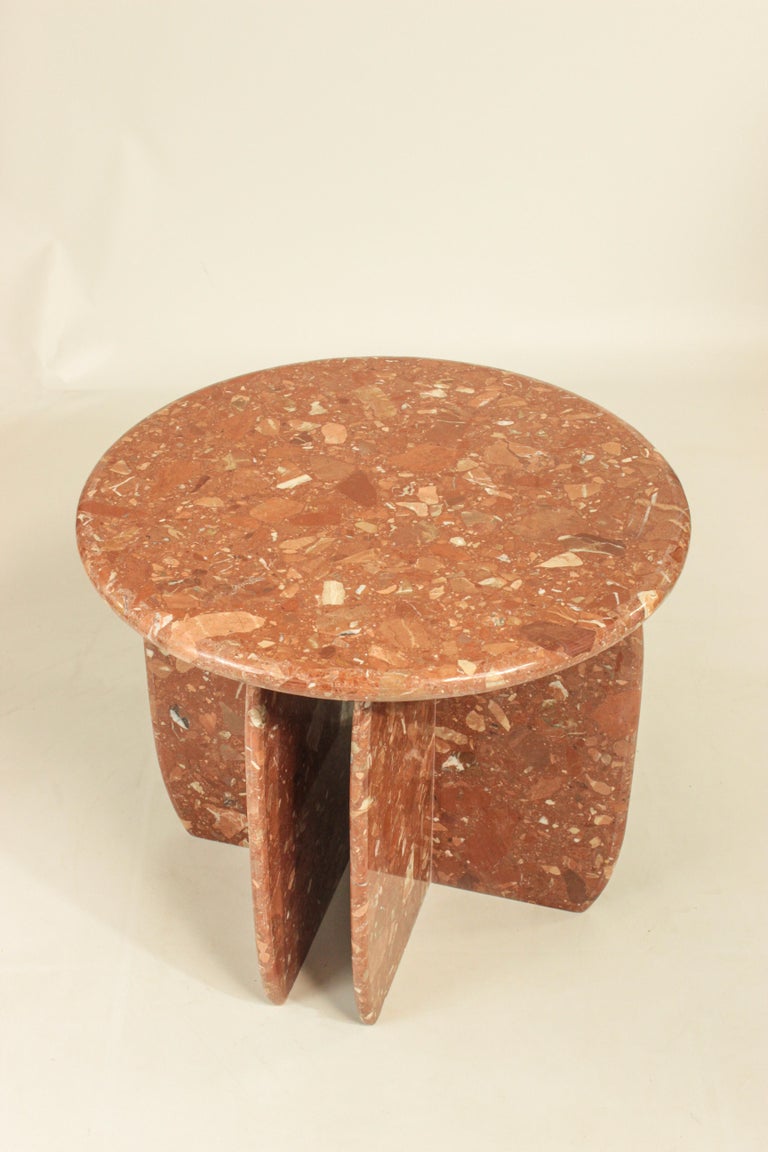 https://a.1stdibscdn.com/organic-modern-side-table-catus-in-terrazzo-encarnado-for-sale-picture-3/f_40973/f_472596121761739939498/IMG_7577_edit_master.jpg?width=768