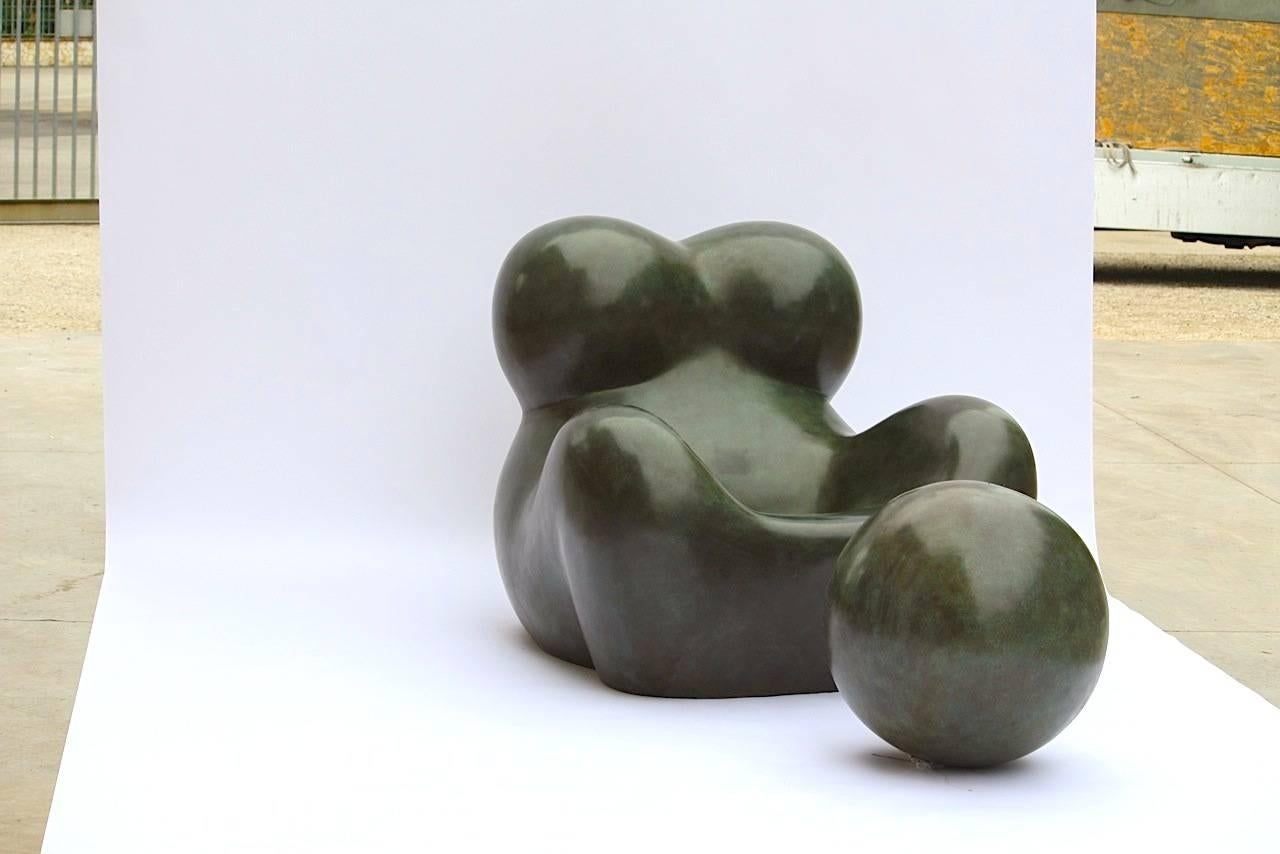 https://a.1stdibscdn.com/armchair-and-footstool-up56-by-gaetano-pesce-for-superego-editions-italy-for-sale-picture-2/f_21403/f_336517621680681885470/IMG_8030_master.jpeg