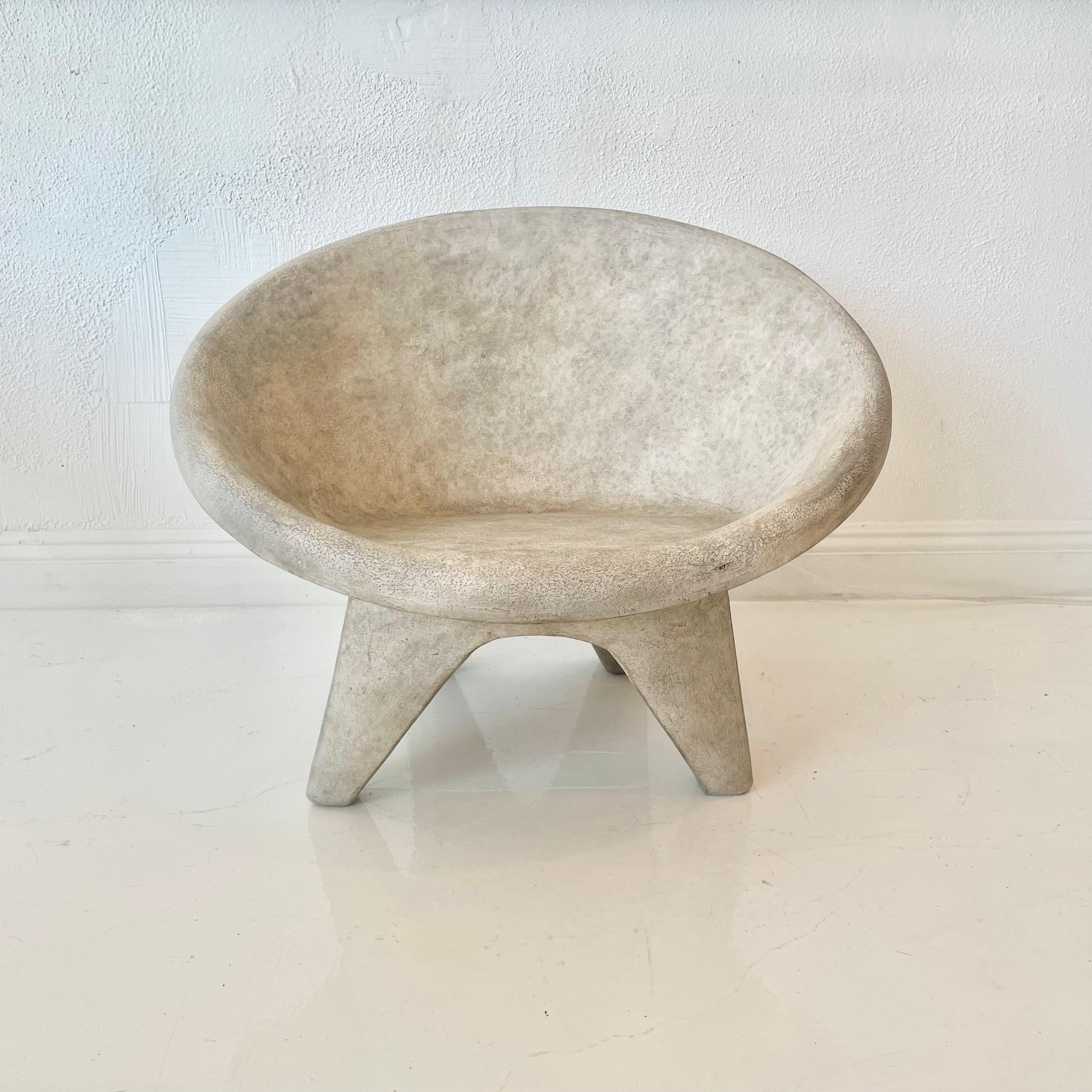 https://a.1stdibscdn.com/sculptural-concrete-chair-by-merit-los-angeles-for-sale-picture-2/f_18533/f_307690221700859462478/IMG_8203_master.jpeg
