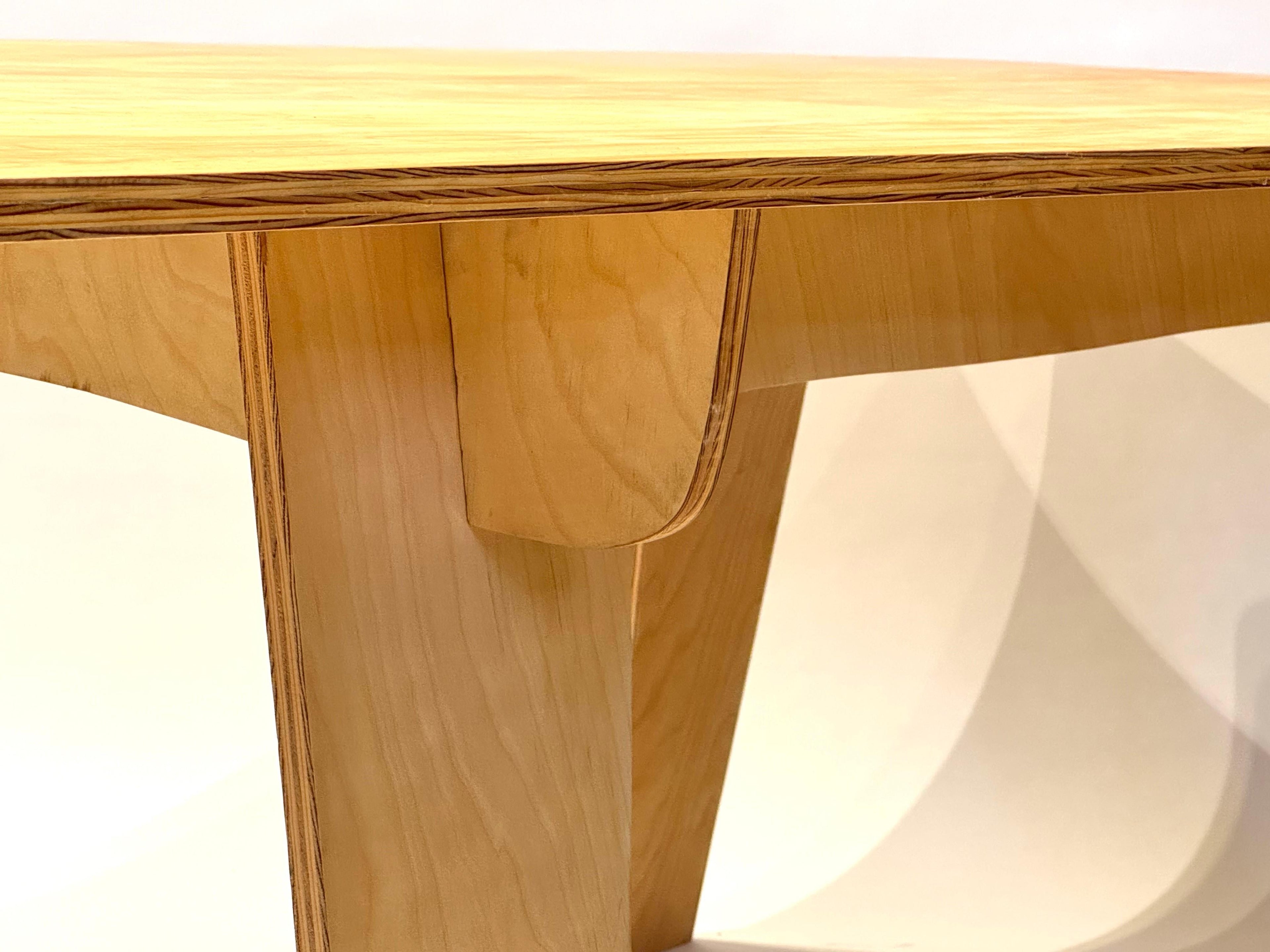 https://a.1stdibscdn.com/the-interlock-table-custom-plywood-table-the-new-bauhaus-chicago-for-sale-picture-7/f_73612/f_372065521700658802959/IMG_8301_2_master.jpeg