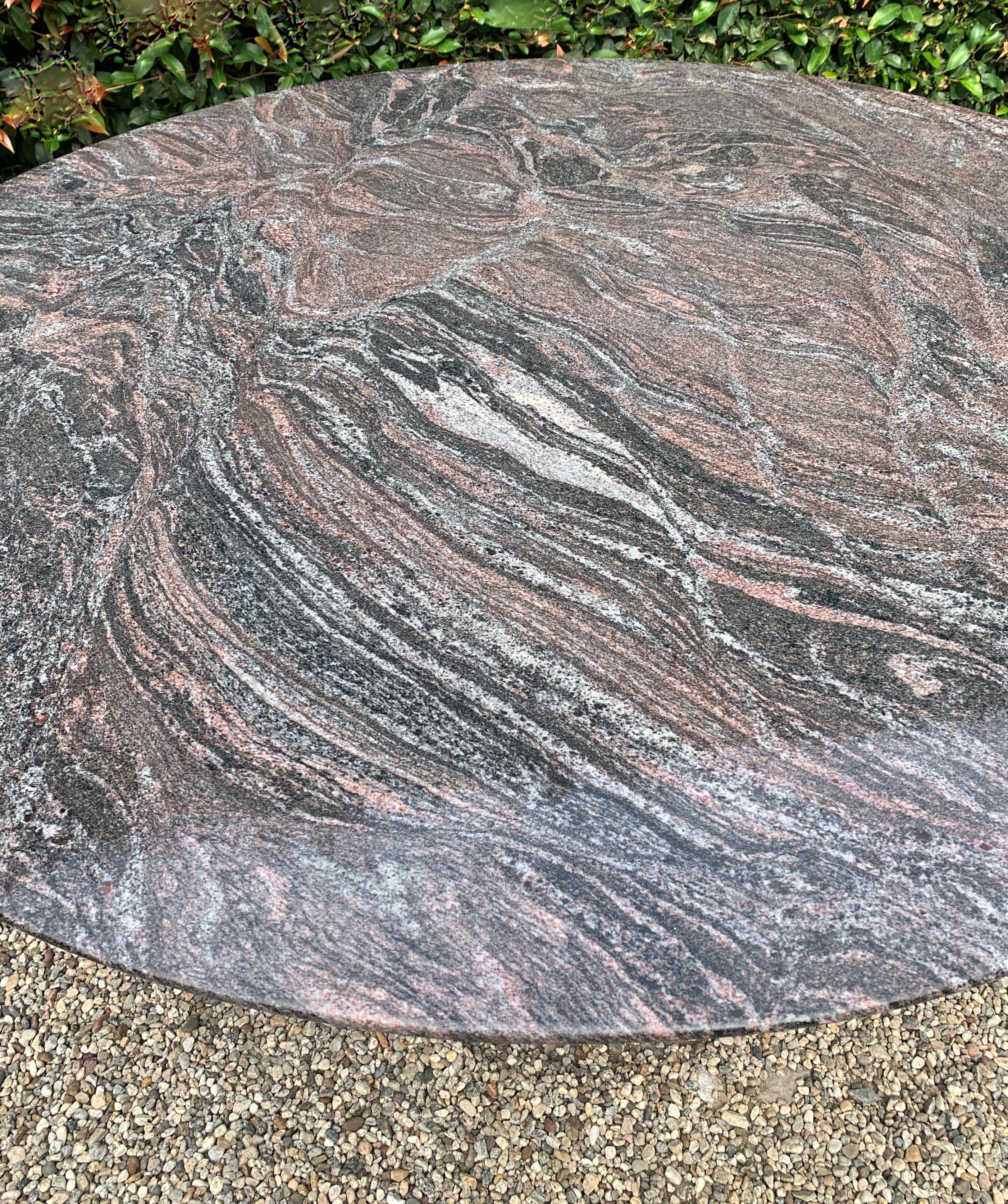 https://a.1stdibscdn.com/granite-knife-edge-dining-center-table-by-darren-ransdell-design-for-sale-picture-5/f_9083/1601149937341/IMG_8611_master.jpeg