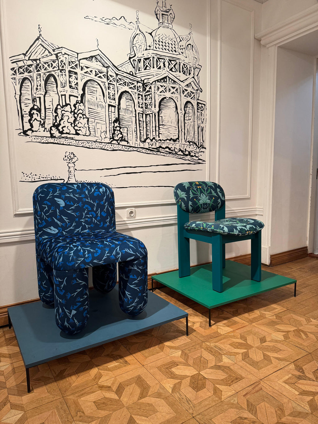 https://a.1stdibscdn.com/noom-dining-archipen-chair-archive-edition-in-botanical-green-fabric-for-sale-picture-6/f_42321/f_487797921770911197895/IMG_8658_master.jpg