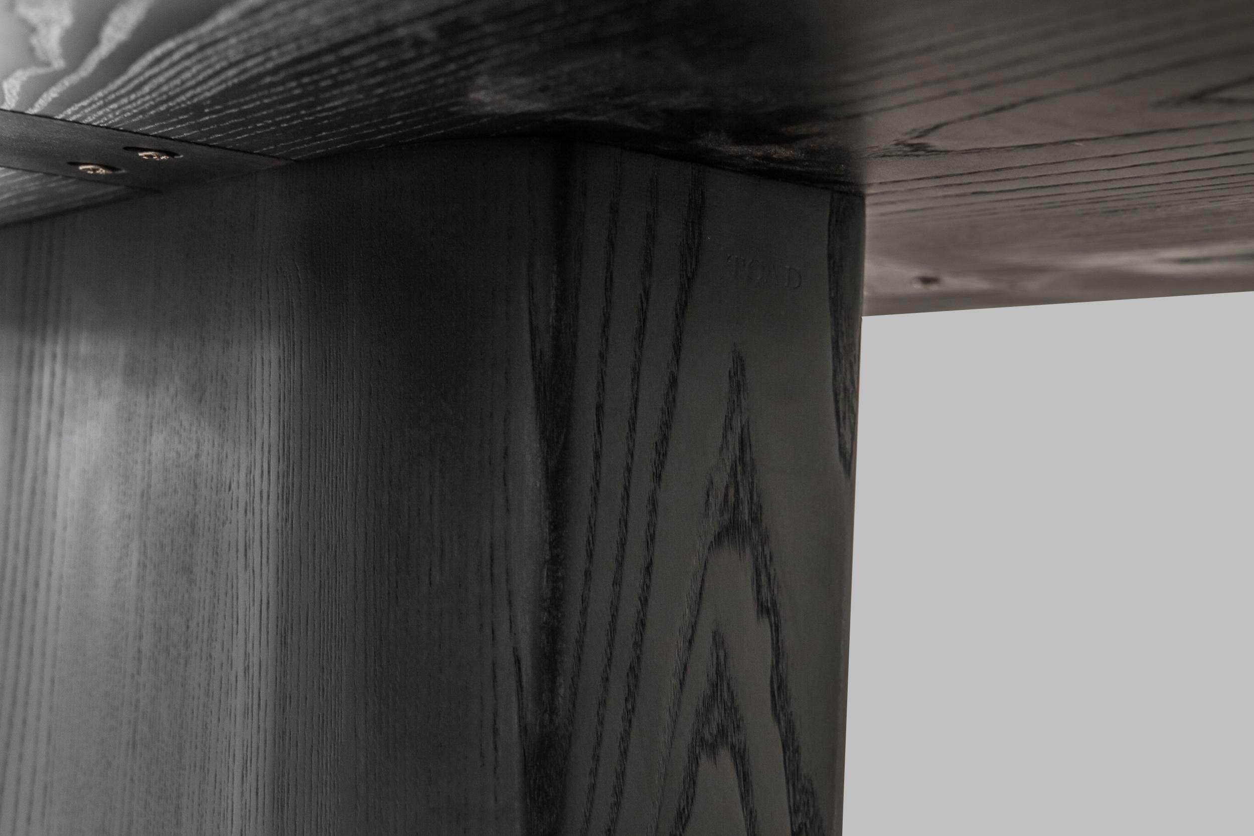 https://a.1stdibscdn.com/menhir-dining-table-for-sale-picture-8/f_22763/f_130960411545315130239/IMG_8690_master.jpg