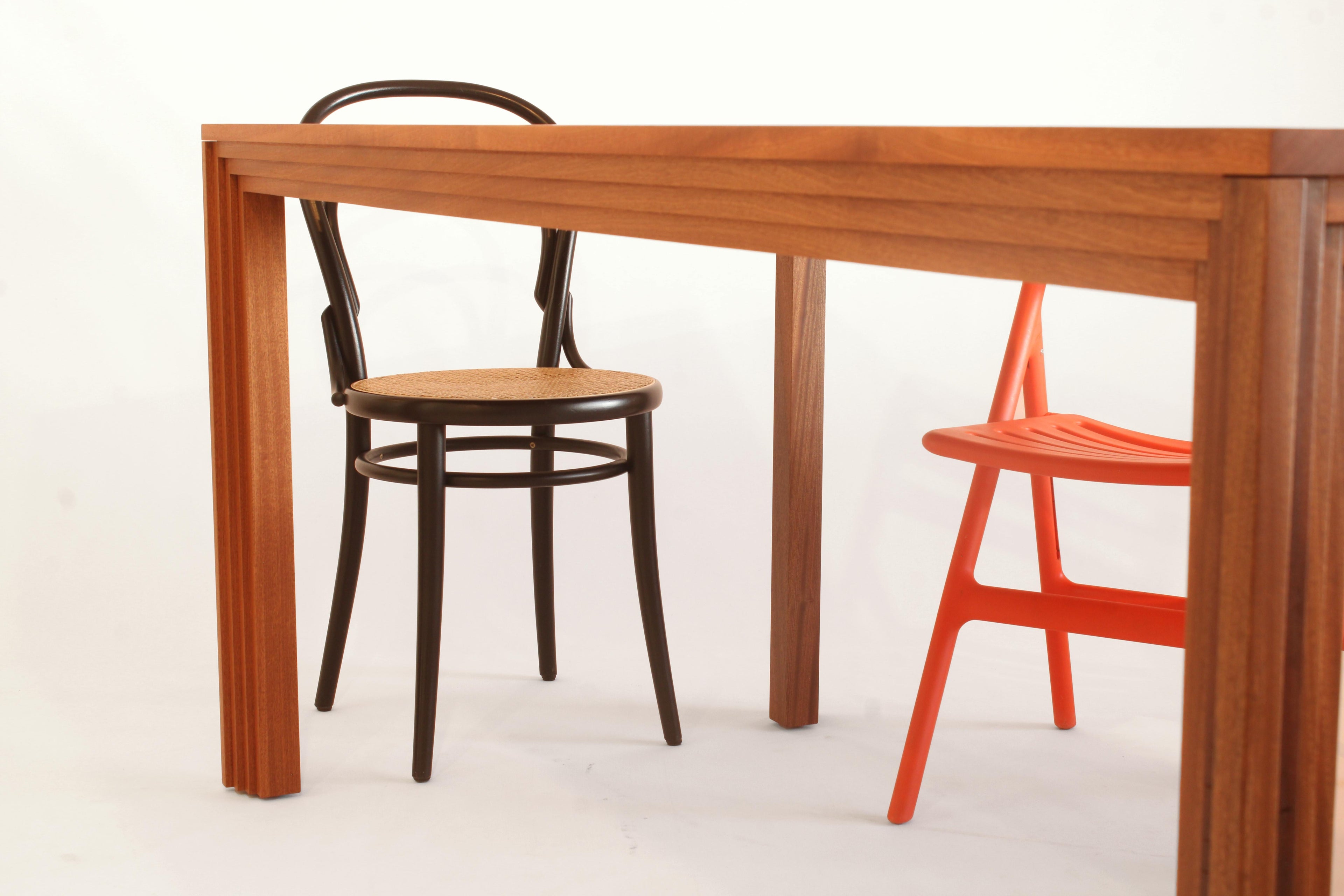 https://a.1stdibscdn.com/brion-dining-table-by-greg-palombo-solid-sapele-for-sale-picture-4/f_105642/f_461019121754056842424/IMG_8767_master.jpg