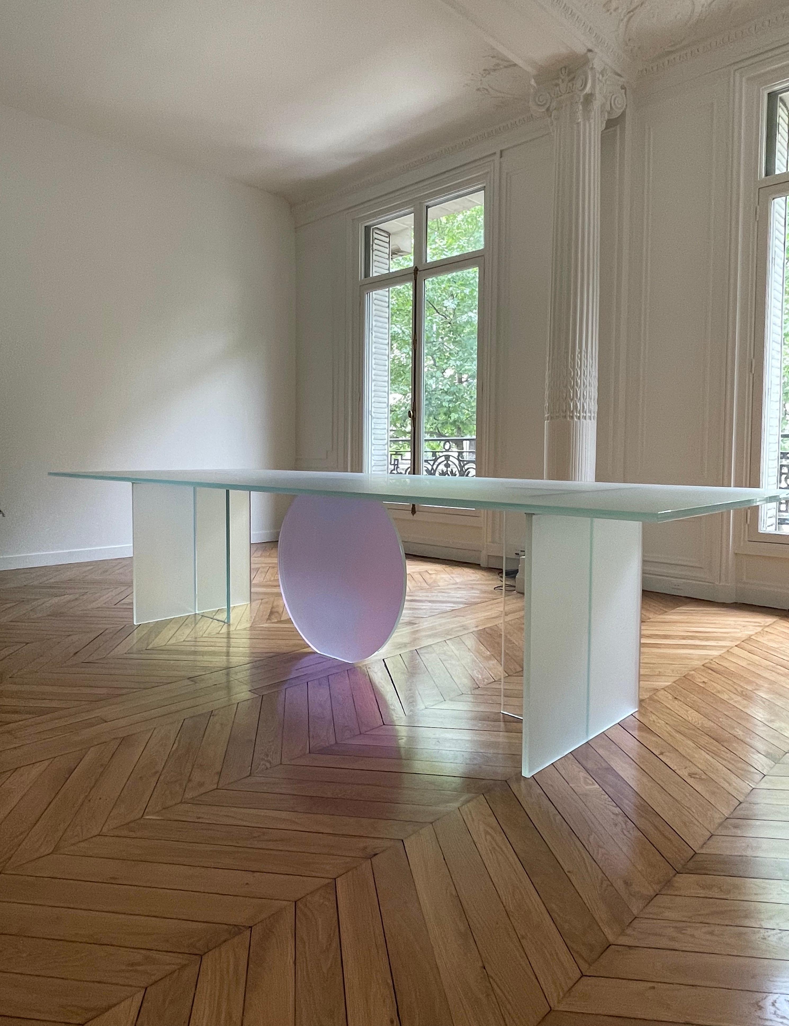 https://a.1stdibscdn.com/isola-satin-dining-table-by-brajak-vitberg-for-sale-picture-2/f_12192/f_319335621672142058708/IMG_9006_master.jpeg