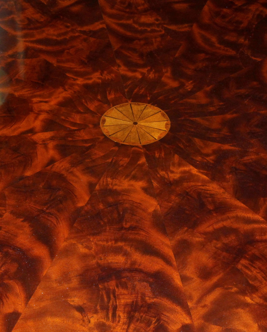 https://a.1stdibscdn.com/benchmade-bookmatched-flame-mahogany-perimeter-leaf-circular-dining-table-for-sale-picture-13/f_18913/f_382502321707060762815/IMG_9008_master.JPG