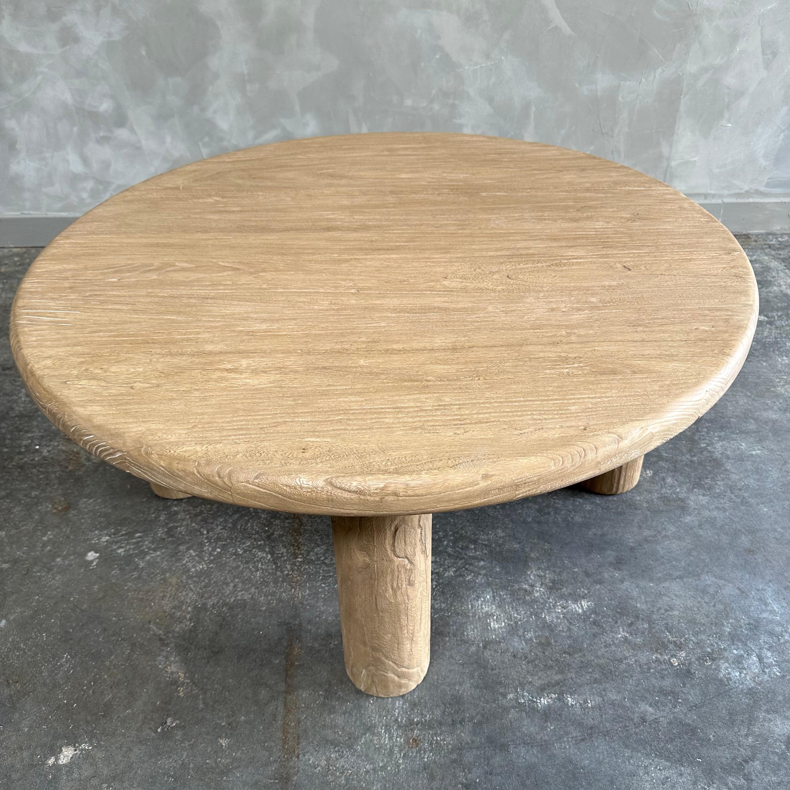 https://a.1stdibscdn.com/custom-reclaimed-elm-wood-round-coffee-table-for-sale-picture-4/f_18223/f_346712421686698014596/IMG_9140_master.jpg