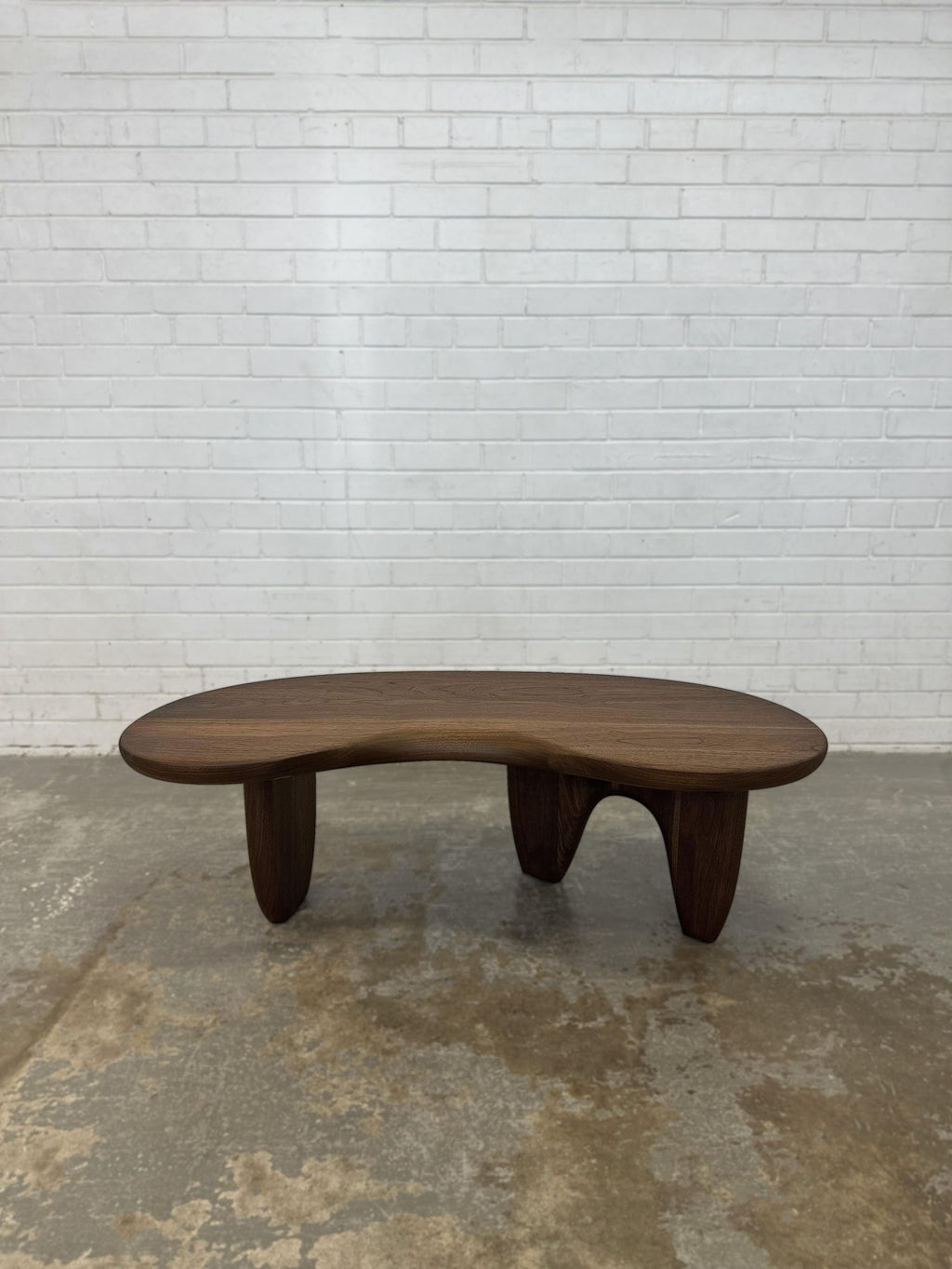 https://a.1stdibscdn.com/handcrafted-rowan-coffee-table-in-solid-dark-walnut-by-mary-ratcliffe-studio-for-sale-picture-2/f_77712/f_447619421745618290438/IMG_9285_master.jpg