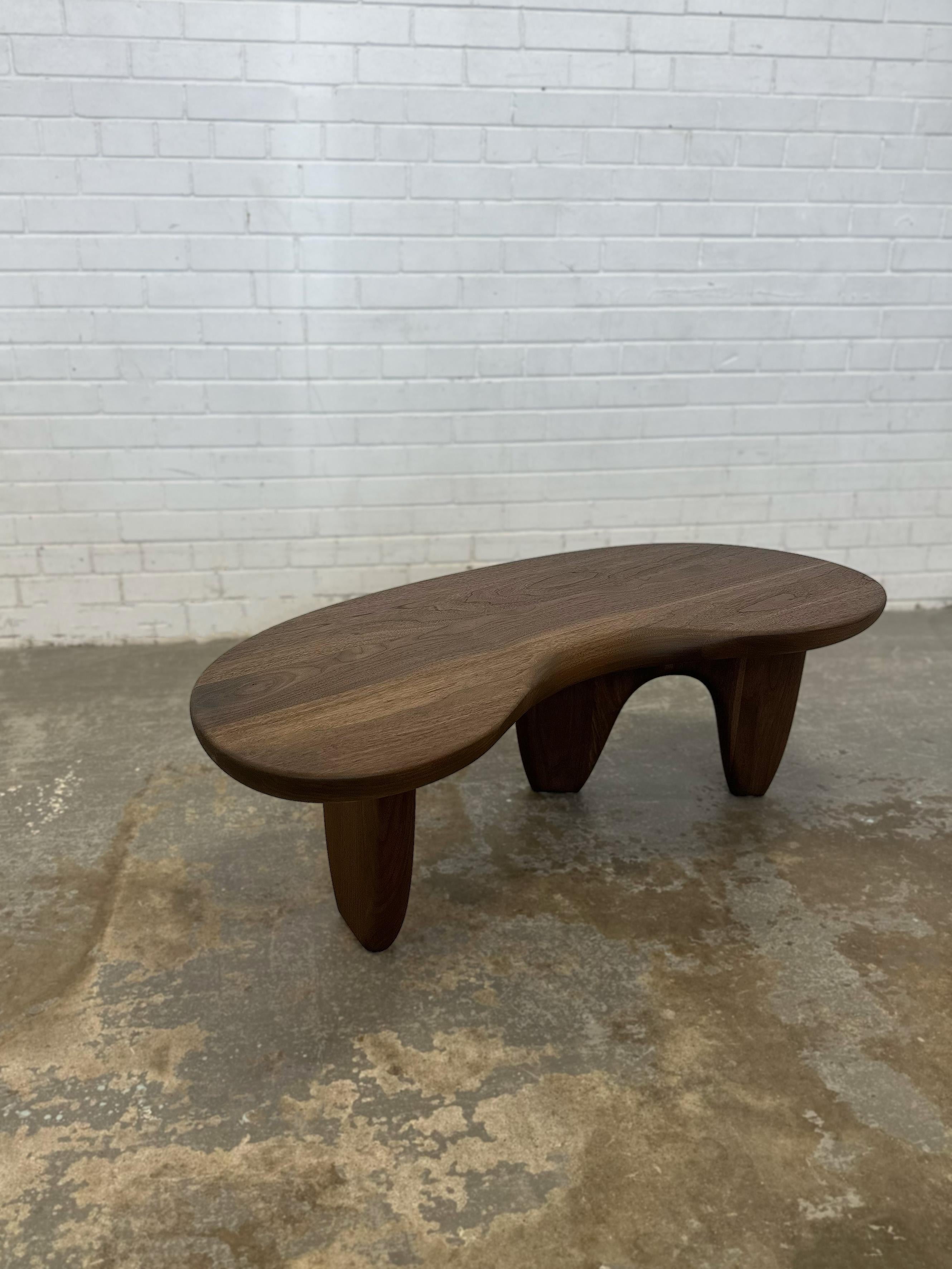https://a.1stdibscdn.com/handcrafted-rowan-coffee-table-in-solid-dark-walnut-by-mary-ratcliffe-studio-for-sale-picture-4/f_77712/f_447619421745618290271/IMG_9290_master.jpg