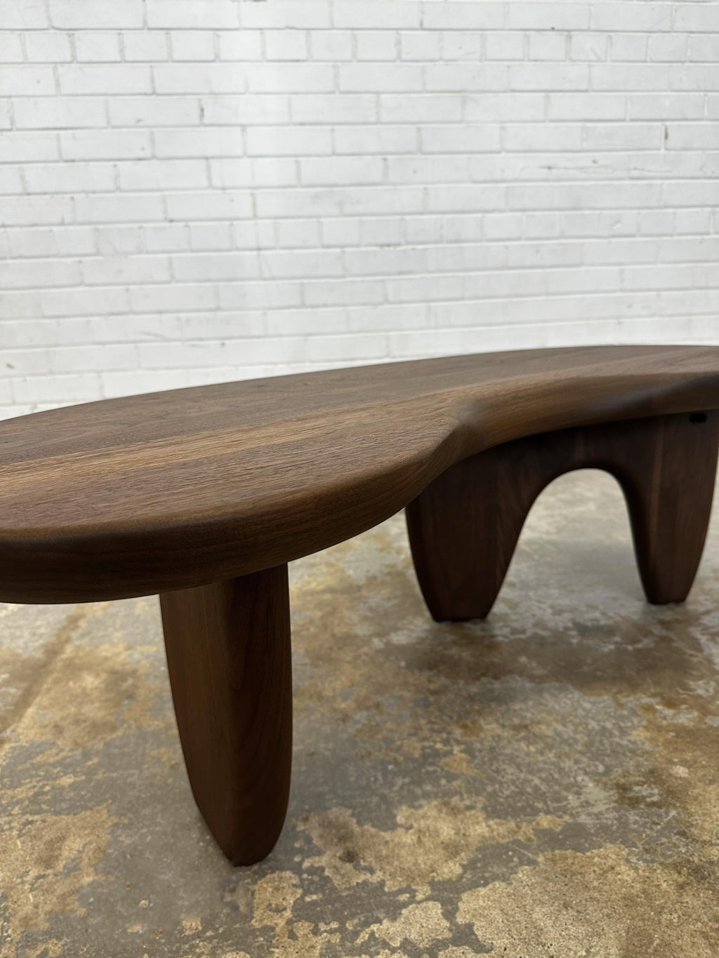 https://a.1stdibscdn.com/handcrafted-rowan-coffee-table-in-solid-dark-walnut-by-mary-ratcliffe-studio-for-sale-picture-7/f_77712/f_447619421745618290506/IMG_9306_master.jpg