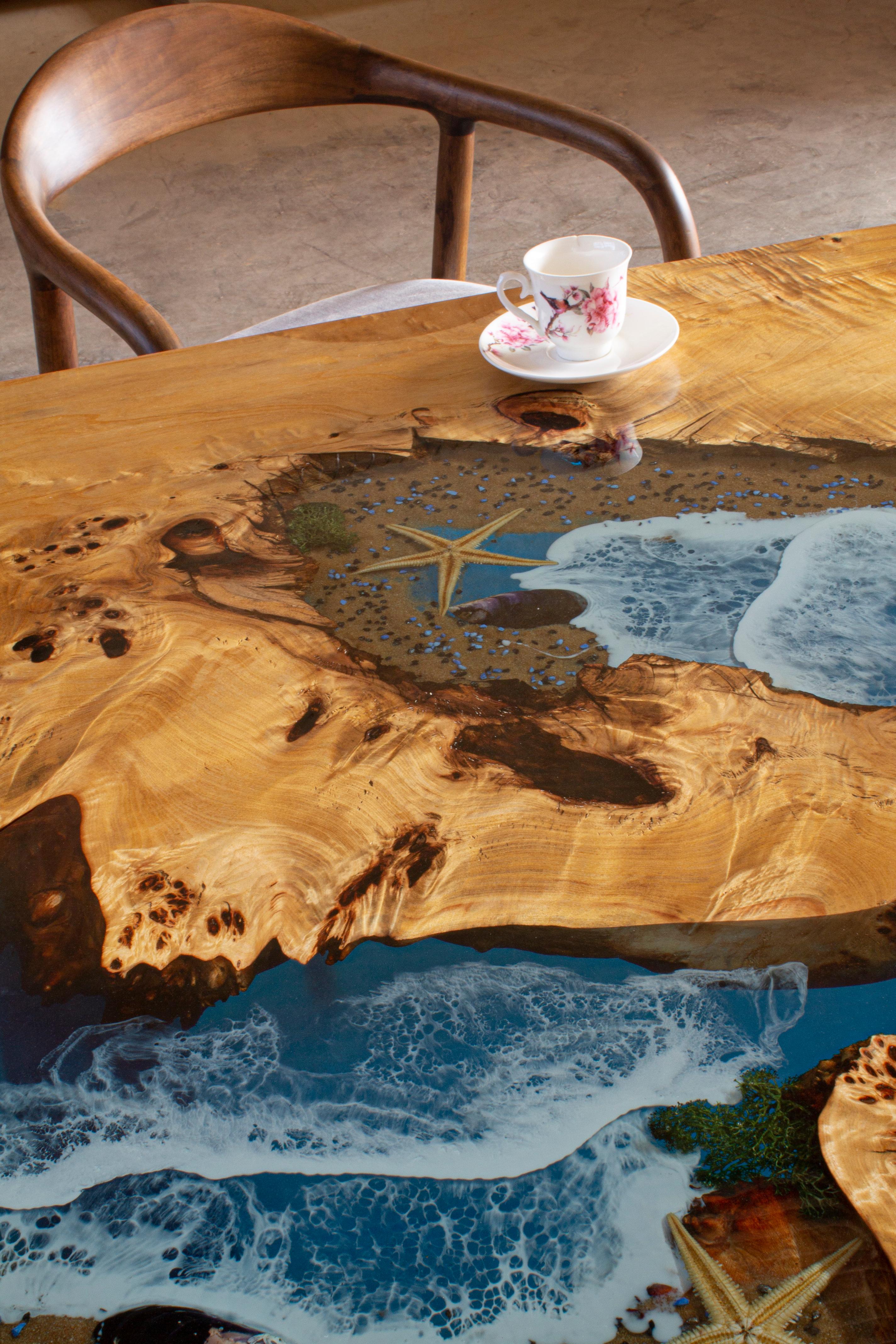 https://a.1stdibscdn.com/ocean-epoxy-table-custom-wood-dining-room-table-customizable-river-table-for-sale-picture-9/f_91932/f_421762621730809860227/IMG_9394_copy_master.jpg