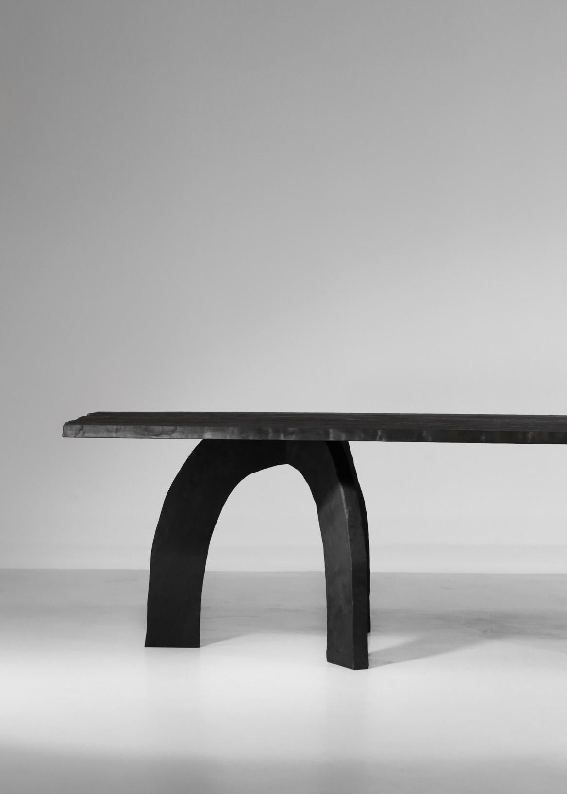 https://a.1stdibscdn.com/artisanal-large-dining-table-by-vincent-vincent-model-80-20-in-burnt-wood-for-sale-picture-8/f_30663/f_223743821612287063094/IMG_9402_master.jpg