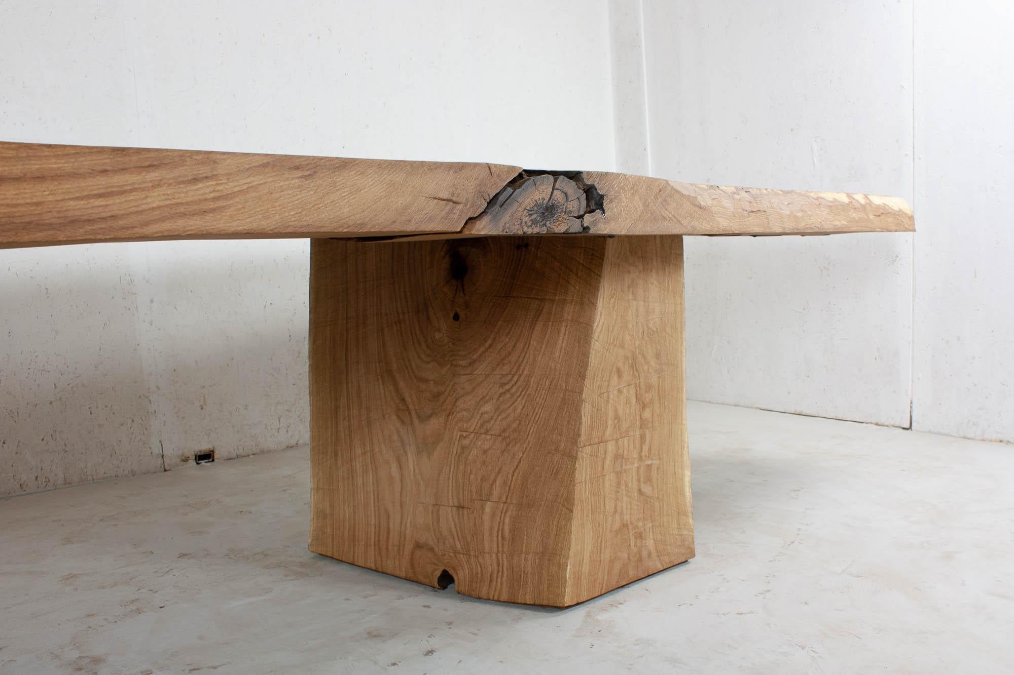 https://a.1stdibscdn.com/sculpted-massive-dining-table-v3-in-solid-oakwood-custom-size-for-sale-picture-5/f_31233/f_234073321618582920556/IMG_9498_master.jpg