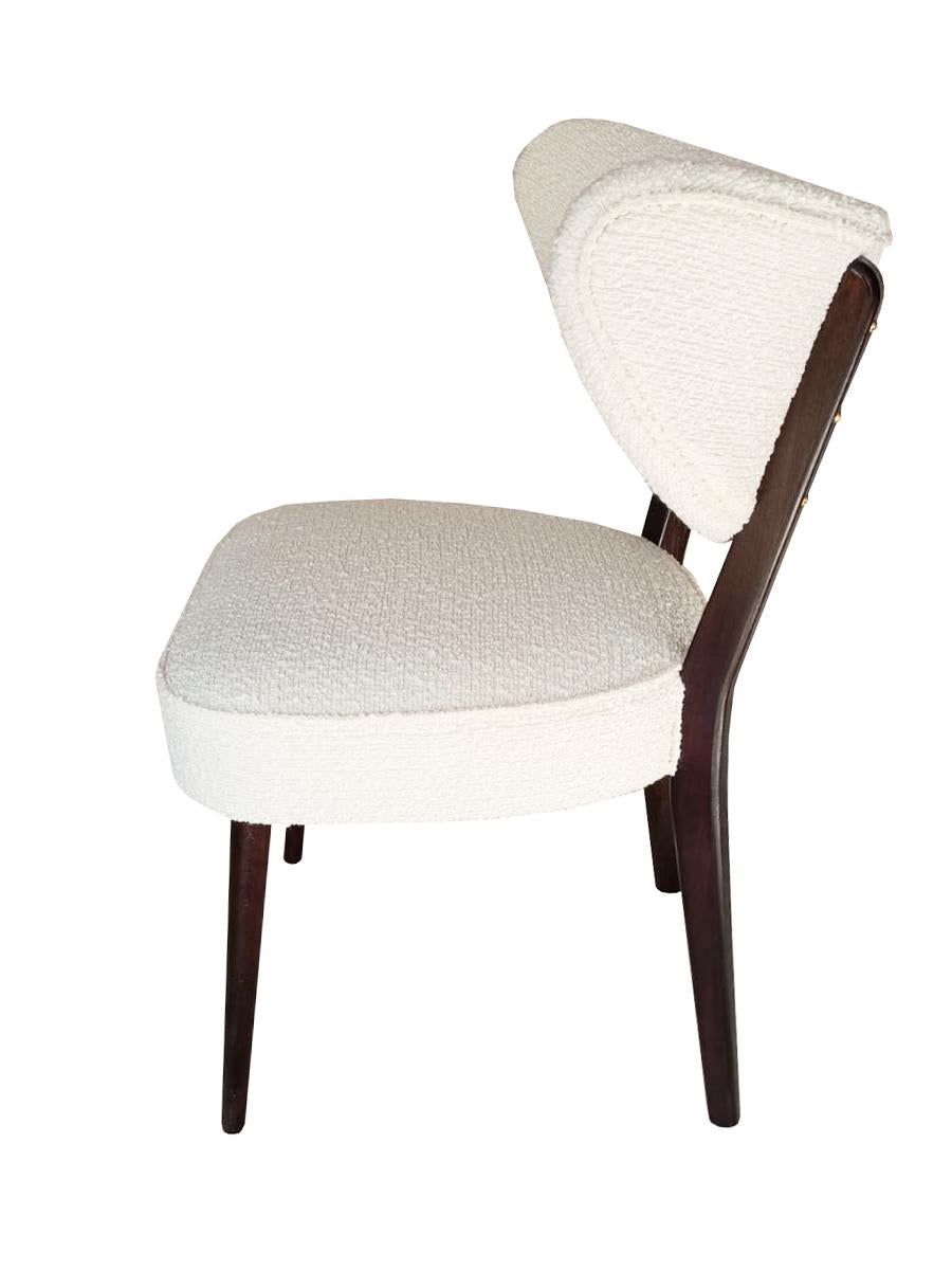 https://a.1stdibscdn.com/vintola-studio-dining-chair-white-boucle-fabric-europe-poland-for-sale-picture-3/f_34023/f_460714721753862696701/IMG_9504_master.JPG