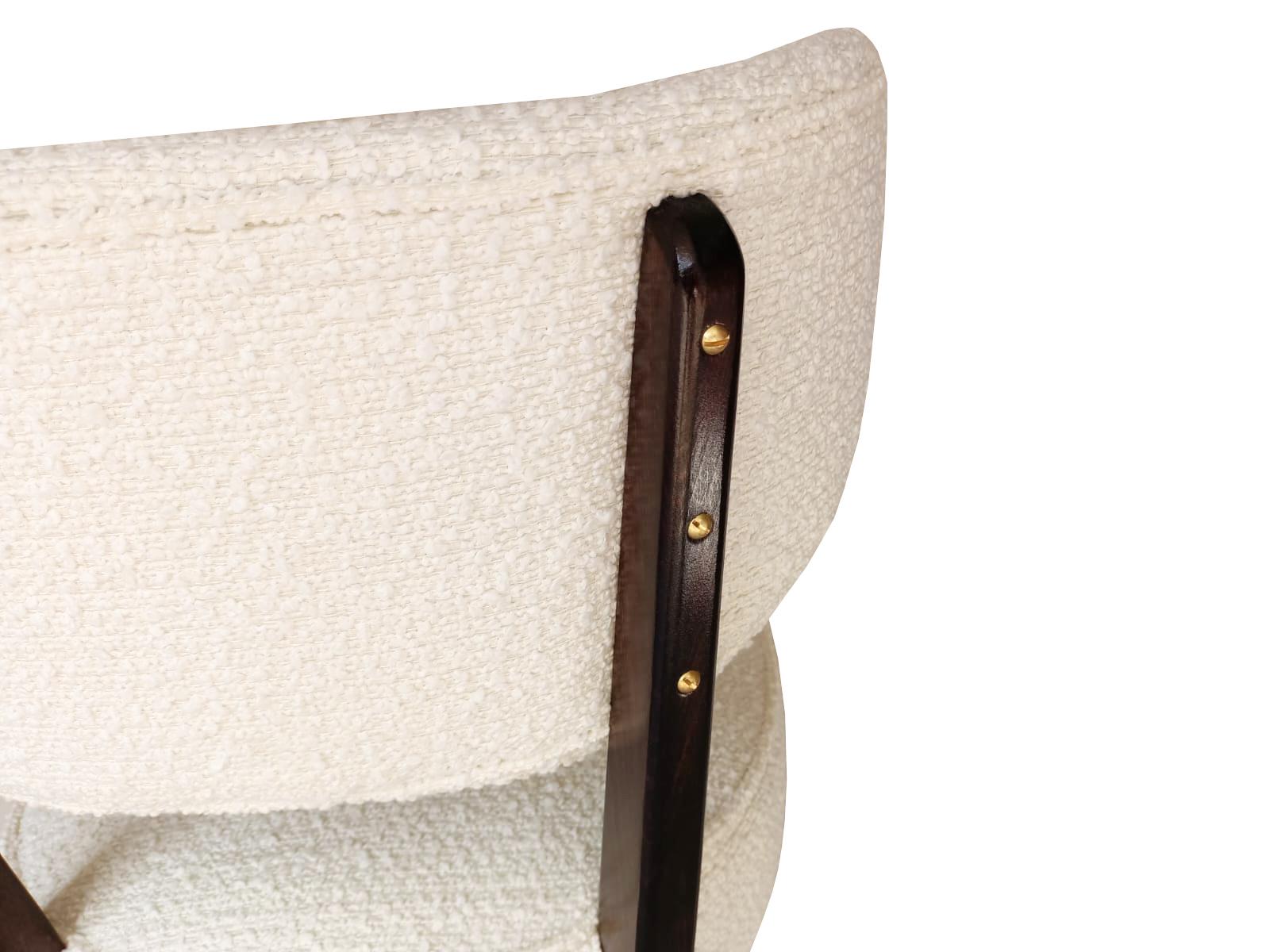 https://a.1stdibscdn.com/vintola-studio-dining-chair-white-boucle-fabric-europe-poland-for-sale-picture-7/f_34023/f_460714721753862696785/IMG_9508_master.JPG