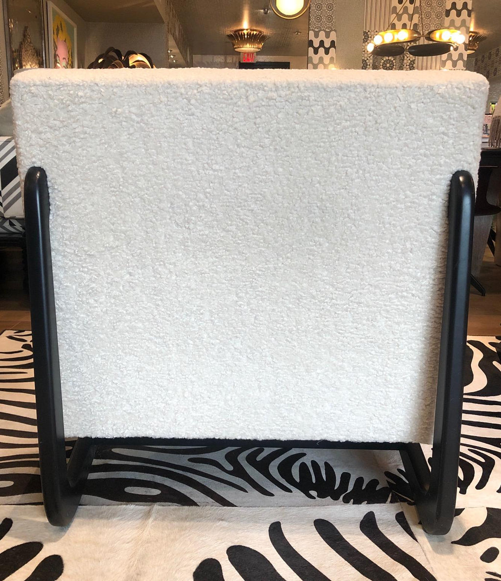 https://a.1stdibscdn.com/garbo-slip-chair-for-sale-picture-4/f_29103/f_176957511579896524453/IMG_9710_master.jpg