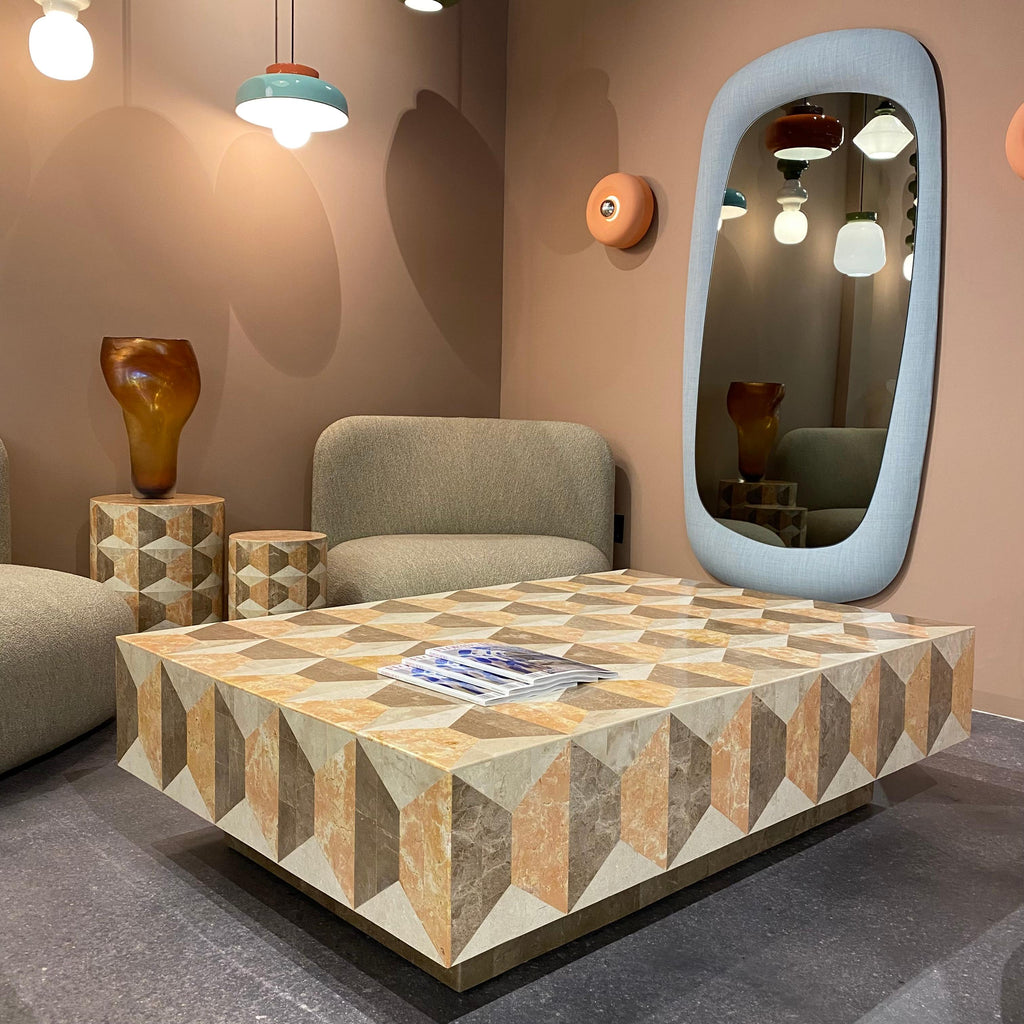 https://a.1stdibscdn.com/milano-cocktail-table-rose-marble-for-sale-picture-5/f_79032/f_391224121712172235487/IMG_9757_master.jpeg