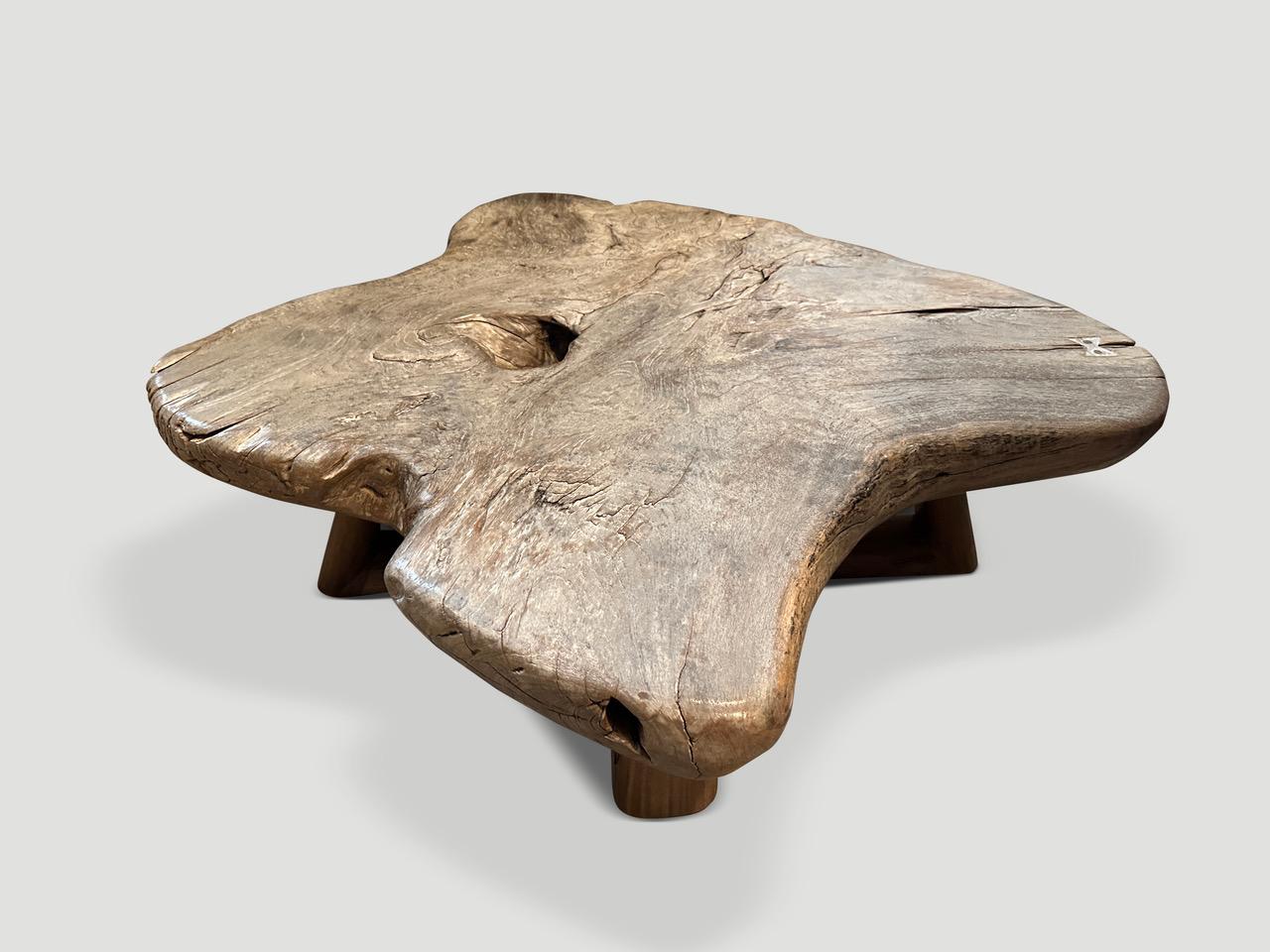 https://a.1stdibscdn.com/andrianna-shamaris-impressive-single-slab-teak-wood-coffee-table-for-sale-picture-3/f_10806/f_380090121705611615615/IMG_9886_master.jpeg