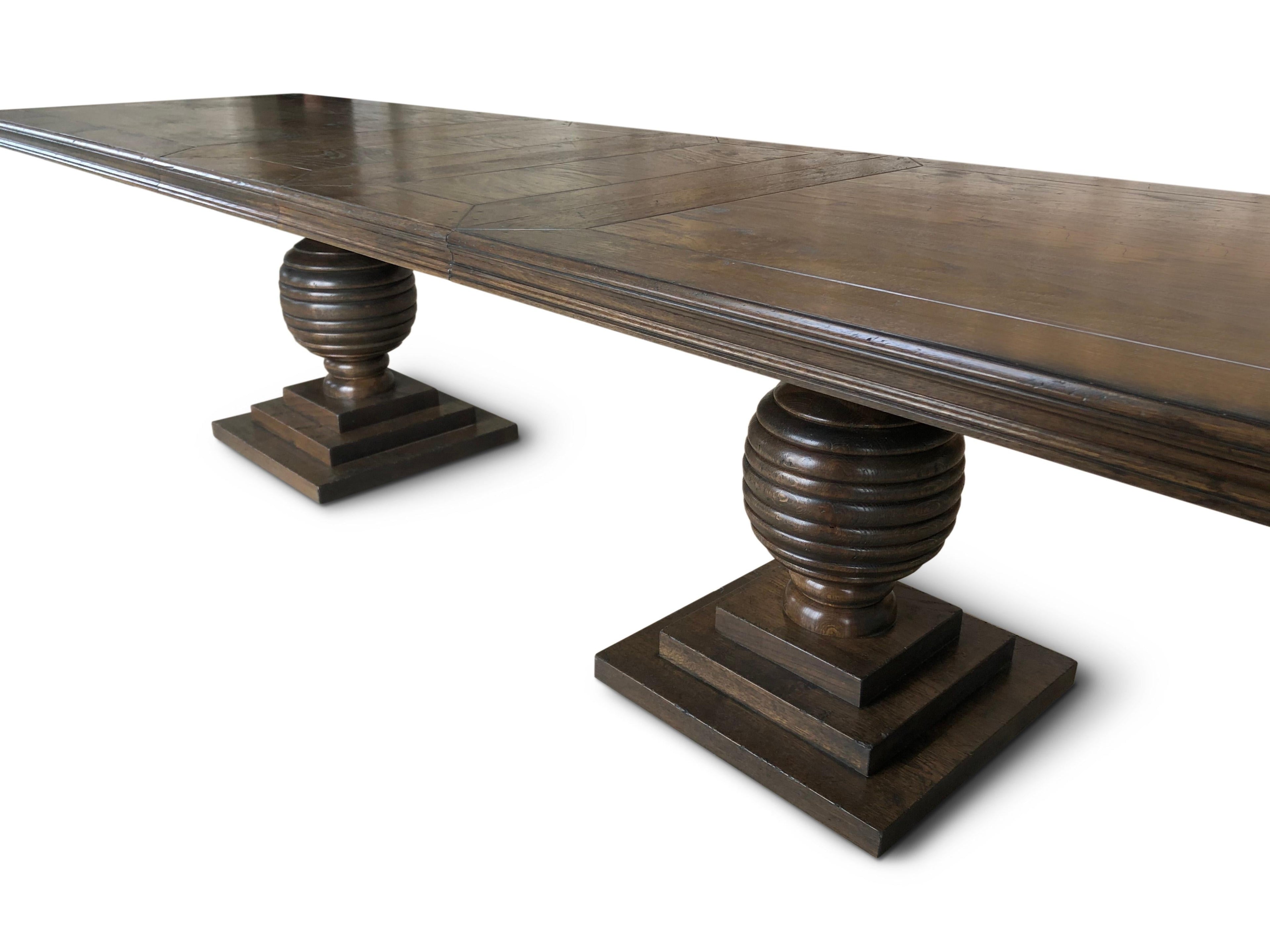 https://a.1stdibscdn.com/dining-room-table-beehive-pedestals-and-extending-top-for-sale-picture-3/f_90952/f_474829821762876621910/IMG_9923_master.jpg