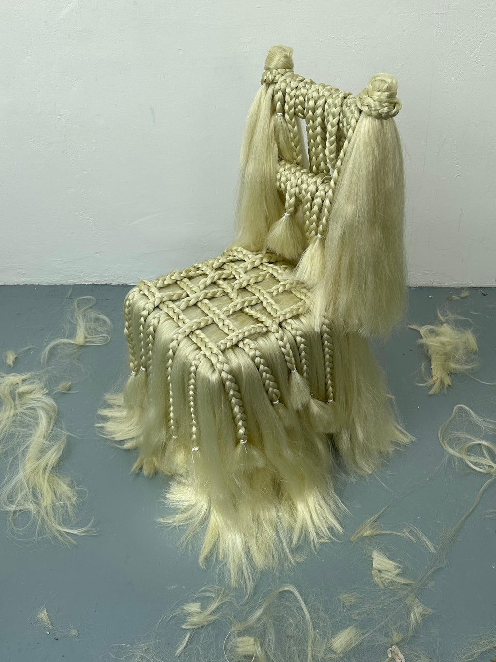 https://a.1stdibscdn.com/blondie-chair-by-maria-zakioso-for-sale-picture-3/f_12192/f_415735021726864851872/IMG_9983_master.JPG