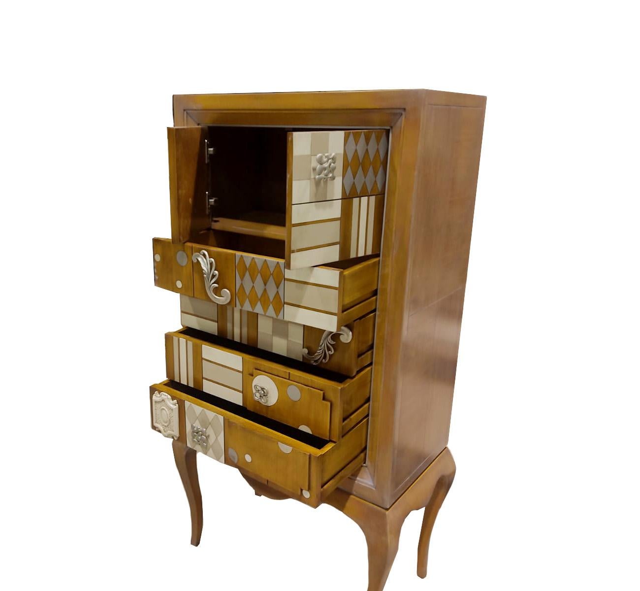https://a.1stdibscdn.com/cibeles-cabinet-by-lola-glamour-for-sale-picture-10/f_12192/f_461503421754407079389/IN724_GRUPPO_FIERA_21303_8_fondo_blanco_master.jpg