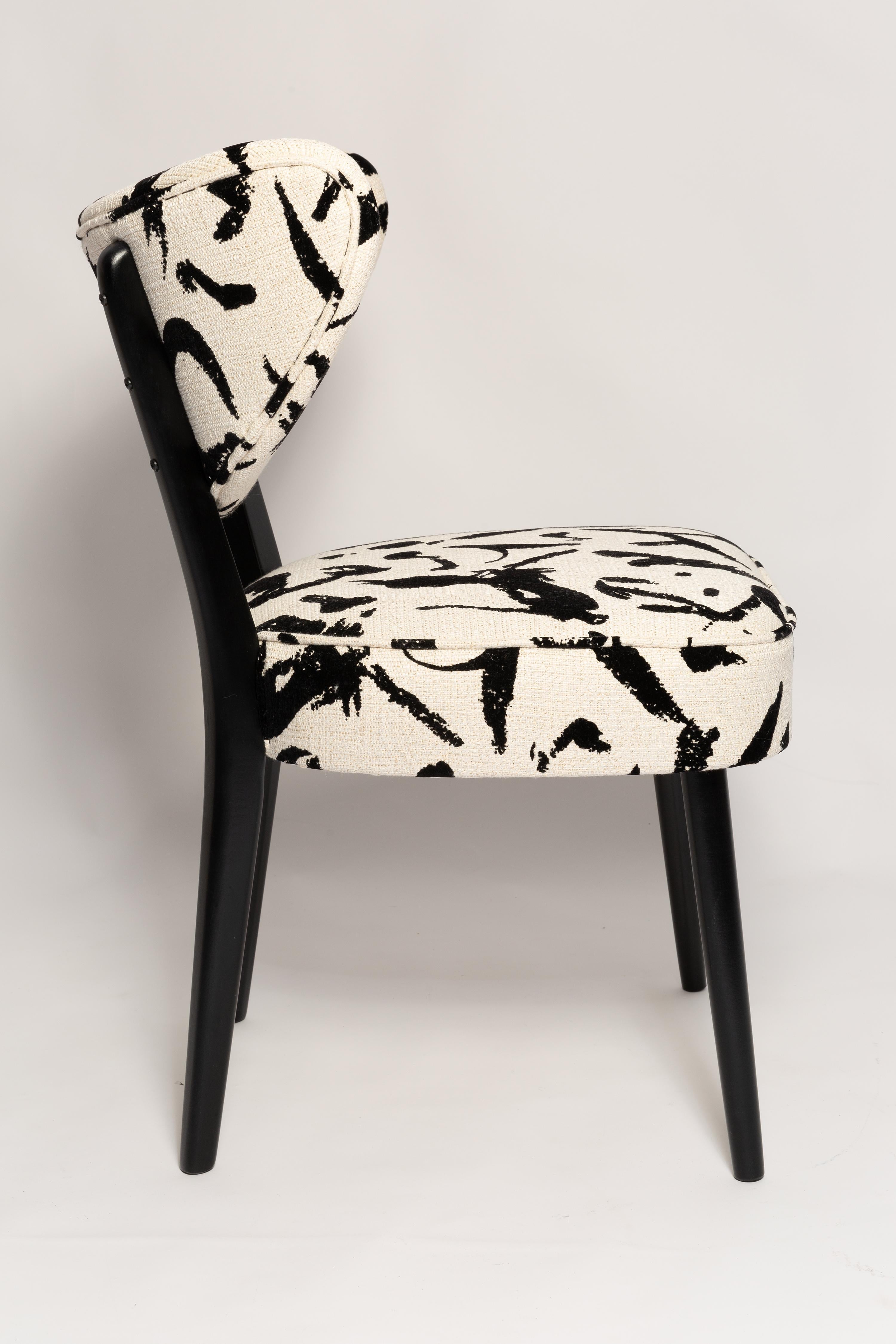 https://a.1stdibscdn.com/vintola-dining-chair-cream-and-black-ichi-go-ichi-e-by-dedar-europe-poland-for-sale-picture-4/f_34023/f_447515821745572699266/IQ3A0120_master.jpg