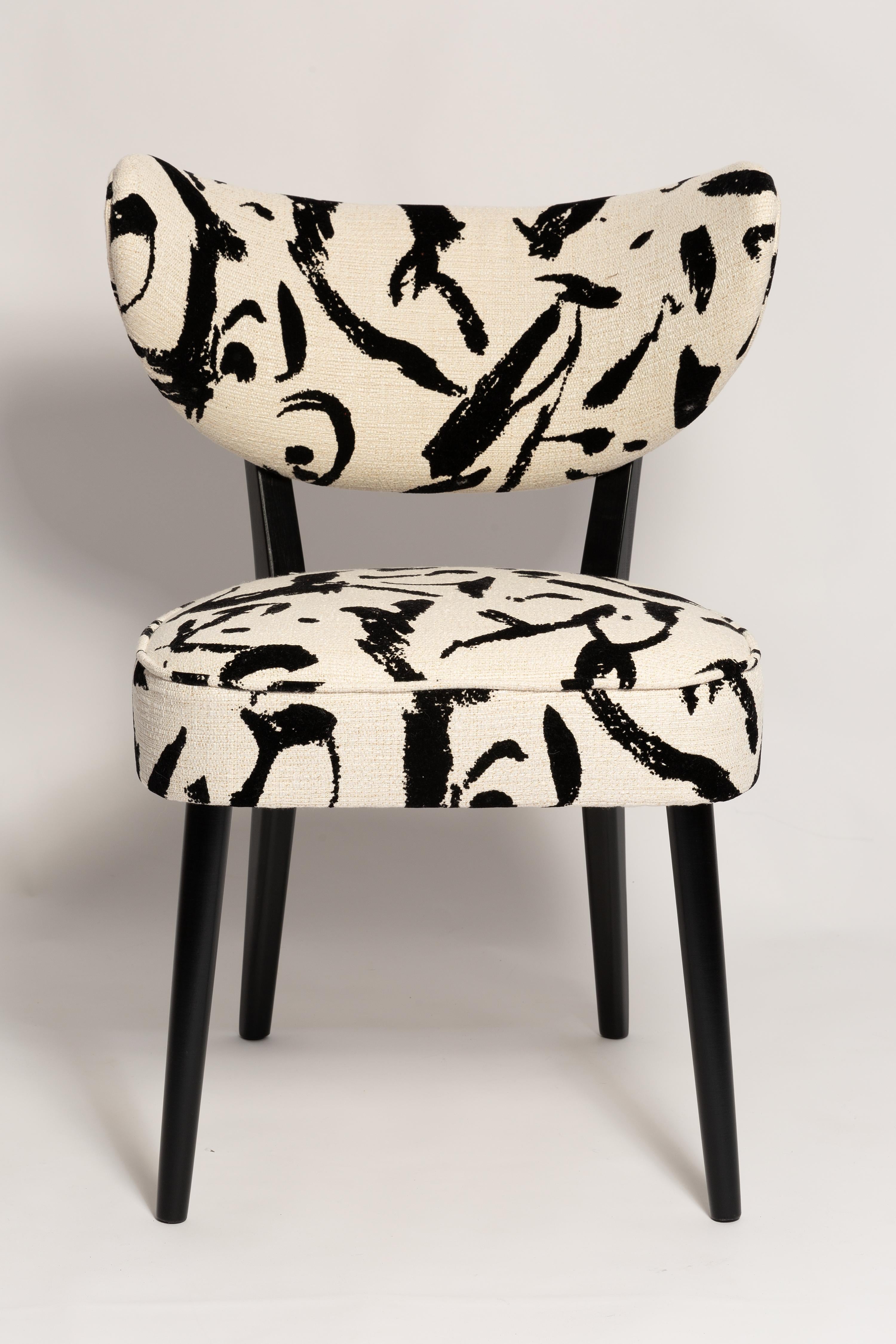 https://a.1stdibscdn.com/vintola-dining-chair-cream-and-black-ichi-go-ichi-e-by-dedar-europe-poland-for-sale-picture-8/f_34023/f_447515821745572715729/IQ3A0128_master.jpg