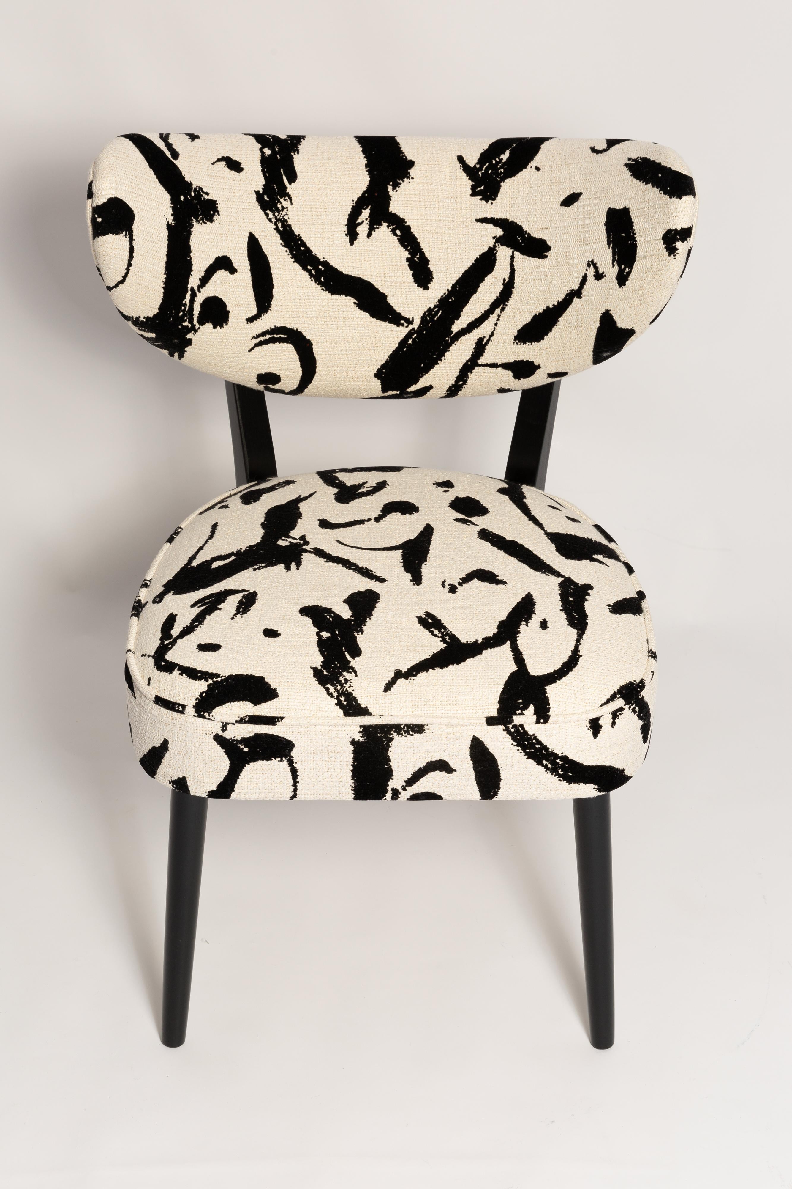 https://a.1stdibscdn.com/vintola-dining-chair-cream-and-black-ichi-go-ichi-e-by-dedar-europe-poland-for-sale-picture-9/f_34023/f_447515821745572729439/IQ3A0130_master.jpg