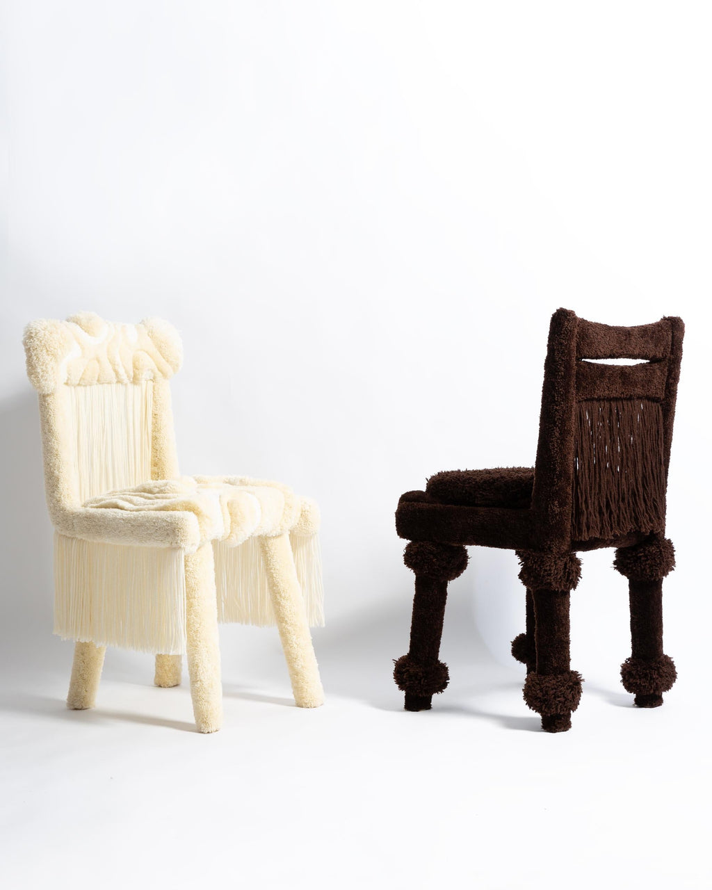 https://a.1stdibscdn.com/handcrafted-afghan-hound-armchair-by-vintola-studio-in-cream-wool-for-sale-picture-8/f_34023/f_495441921775485744753/IQ3A1539www_master.jpg