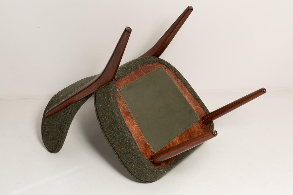 https://a.1stdibscdn.com/green-wool-shell-club-chair-by-vintola-studio-europe-poland-for-sale-picture-14/f_34023/f_357160321692100931736/IQ3A1599_master.jpg