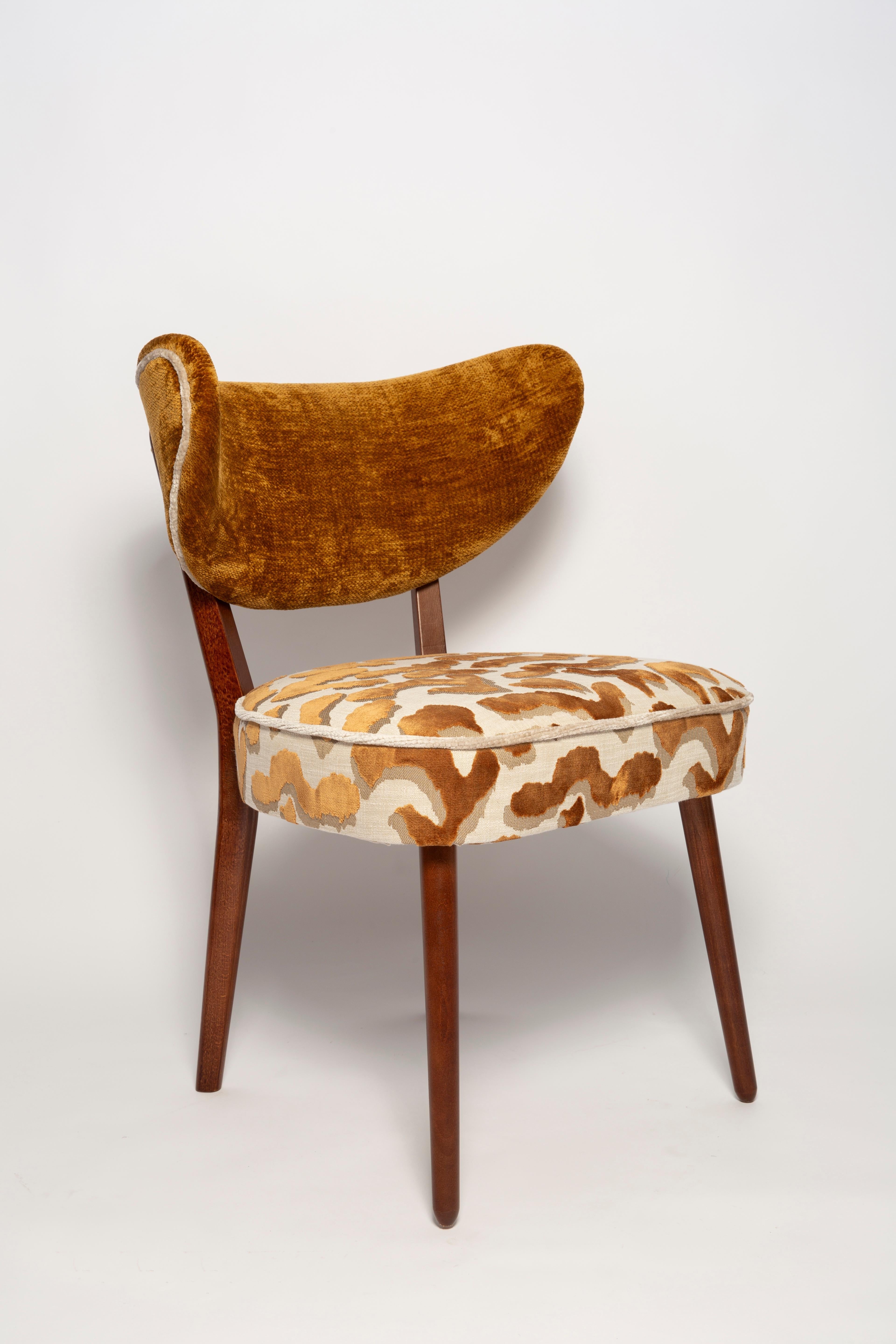 https://a.1stdibscdn.com/vintola-studio-six-dining-chairs-casamance-demoiselle-and-nimbus-fabric-for-sale-picture-6/f_34023/f_472333121761575229228/IQ3A2066_master.jpg