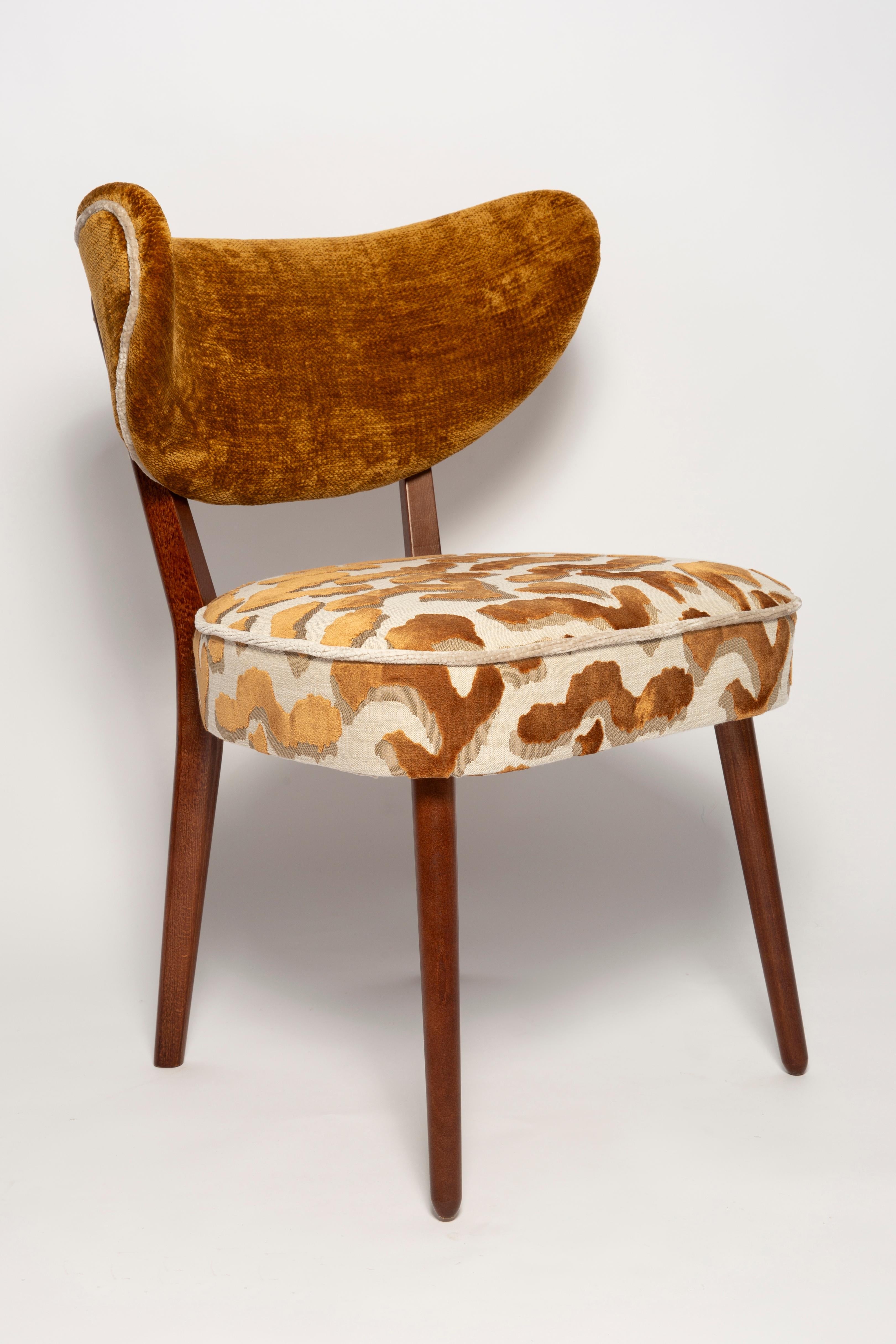 https://a.1stdibscdn.com/vintola-studio-dining-chair-casamance-nimbus-leopard-fabric-europe-poland-for-sale-picture-2/f_34023/f_470836621760699907859/IQ3A2067_master.jpg