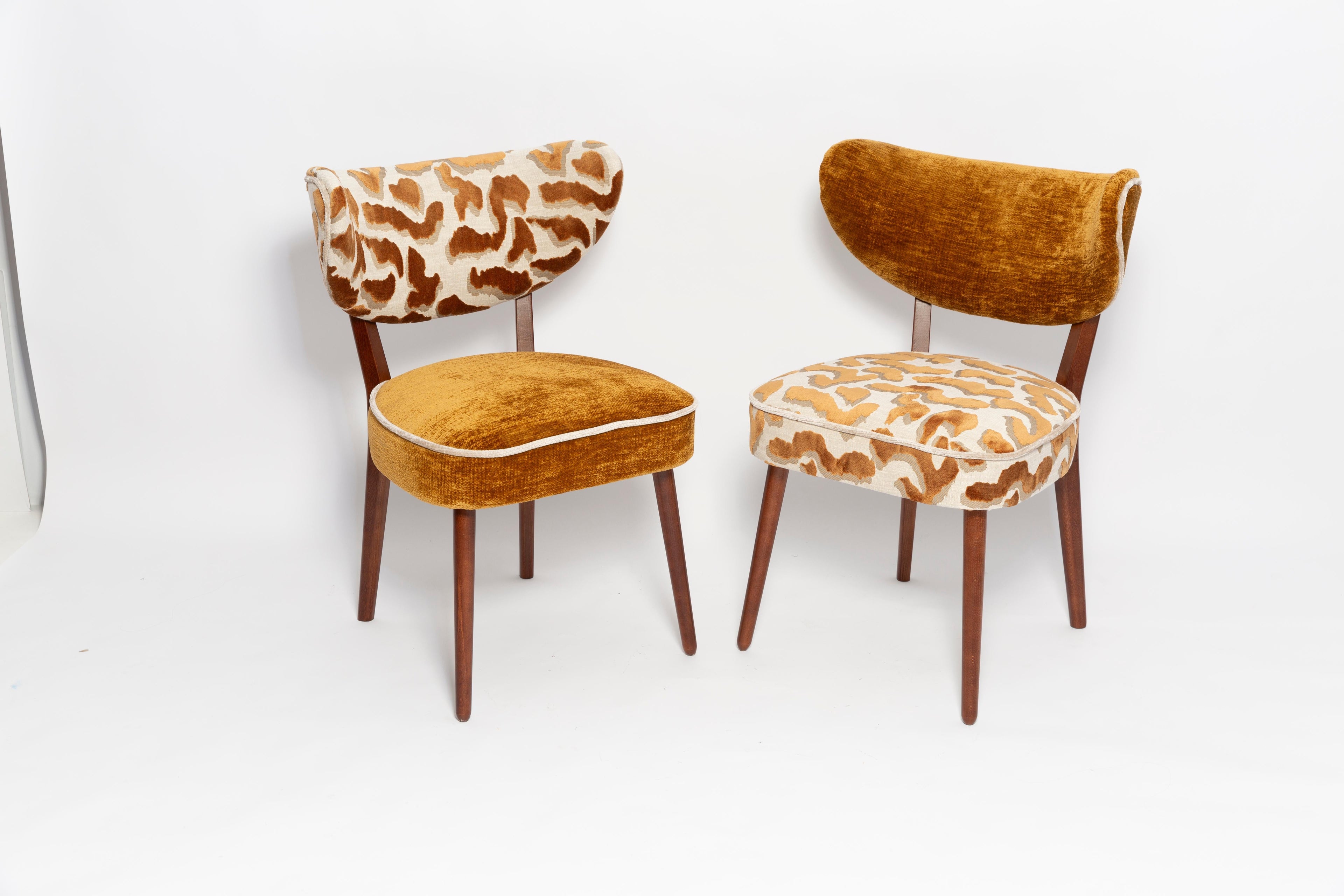 https://a.1stdibscdn.com/four-vintola-studio-dining-chairs-casamance-nimbus-fabric-europe-poland-for-sale-picture-3/f_34023/f_471313721761048396272/IQ3A2192_master.jpg