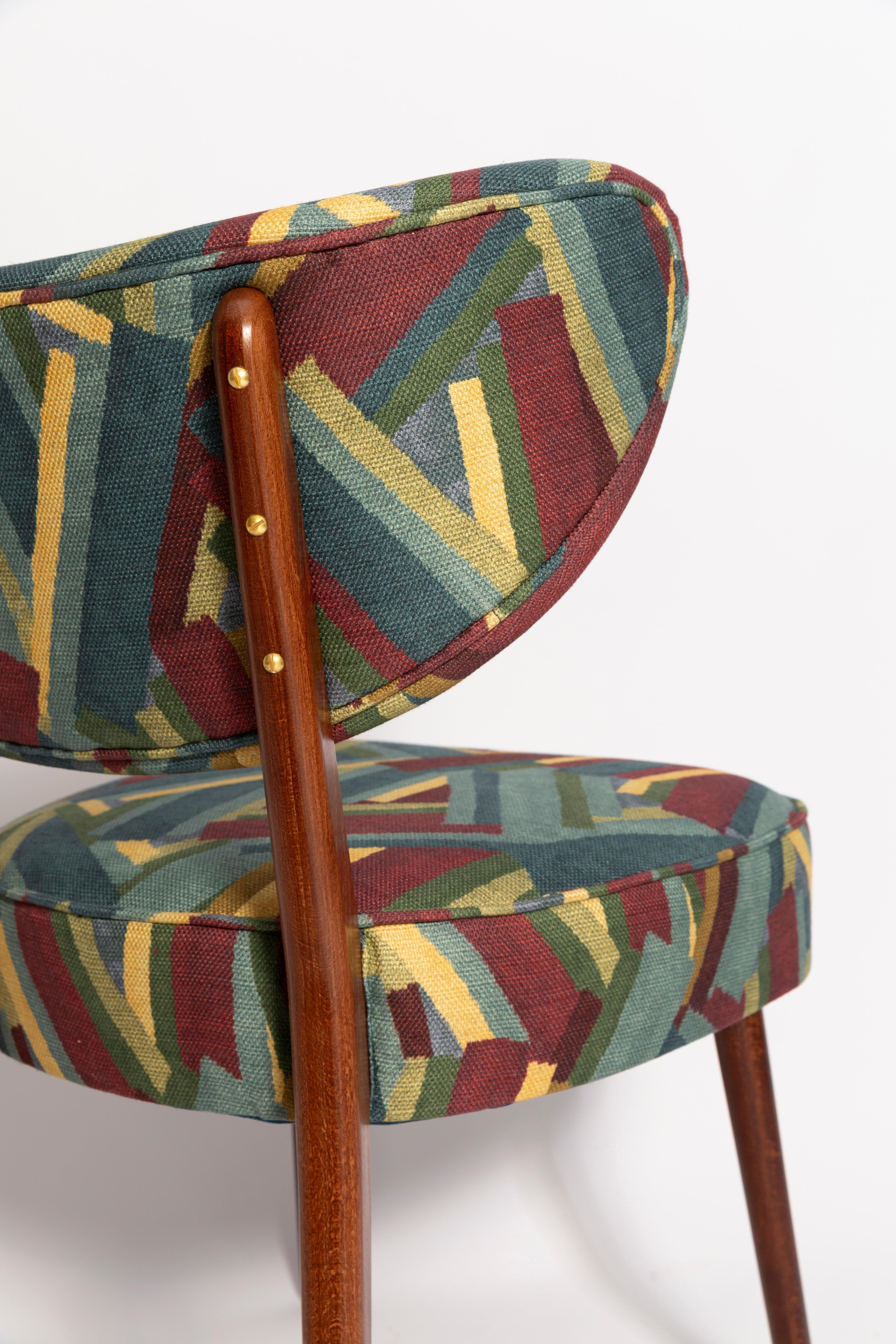 https://a.1stdibscdn.com/eight-vintola-studio-shell-dining-chairs-beowulf-linen-fabric-by-dedar-for-sale-picture-6/f_34023/f_477393521764325496727/IQ3A2615_master.jpg