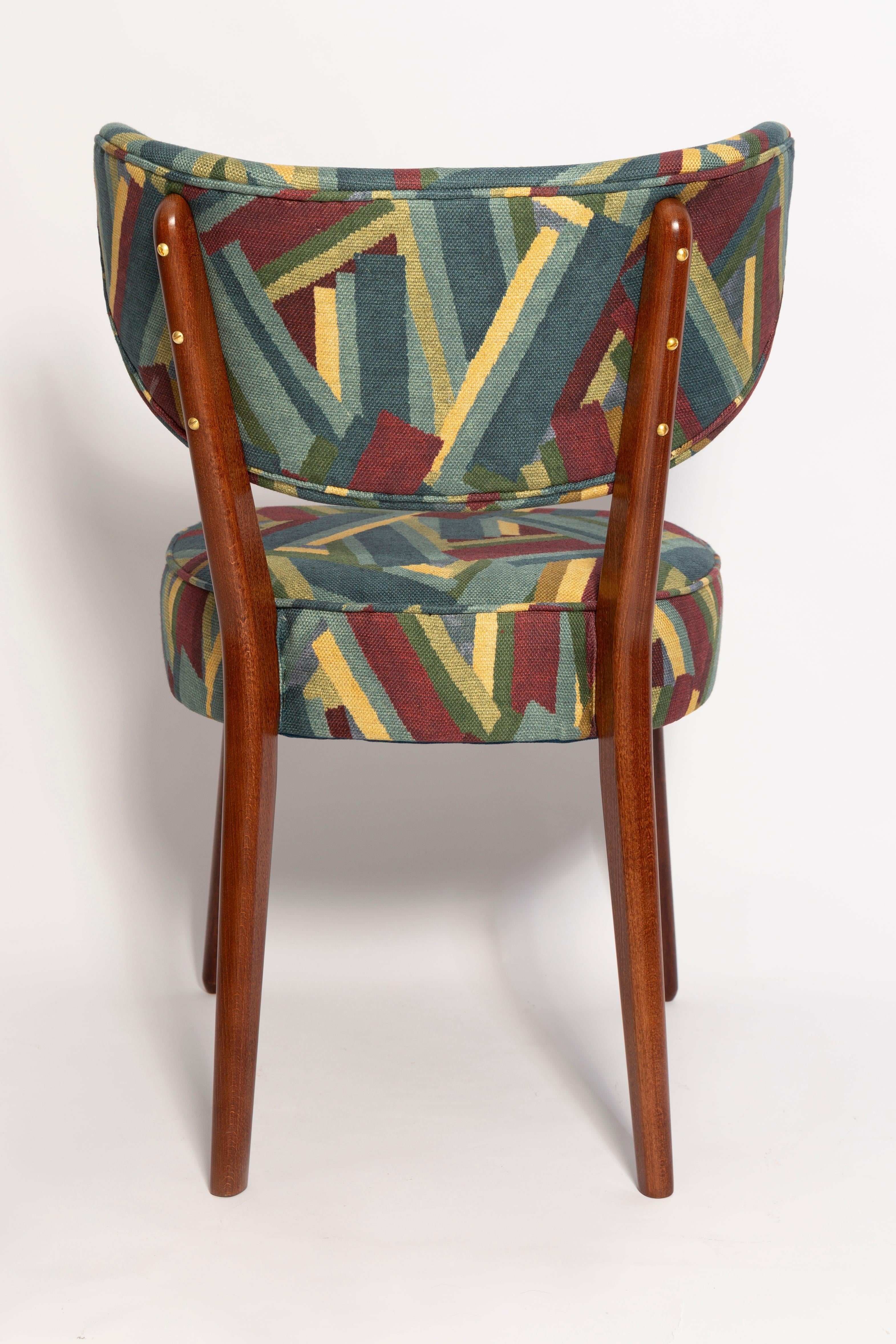 https://a.1stdibscdn.com/eight-vintola-studio-shell-dining-chairs-beowulf-linen-fabric-by-dedar-for-sale-picture-8/f_34023/f_477393521764325498332/IQ3A2617_master.jpg