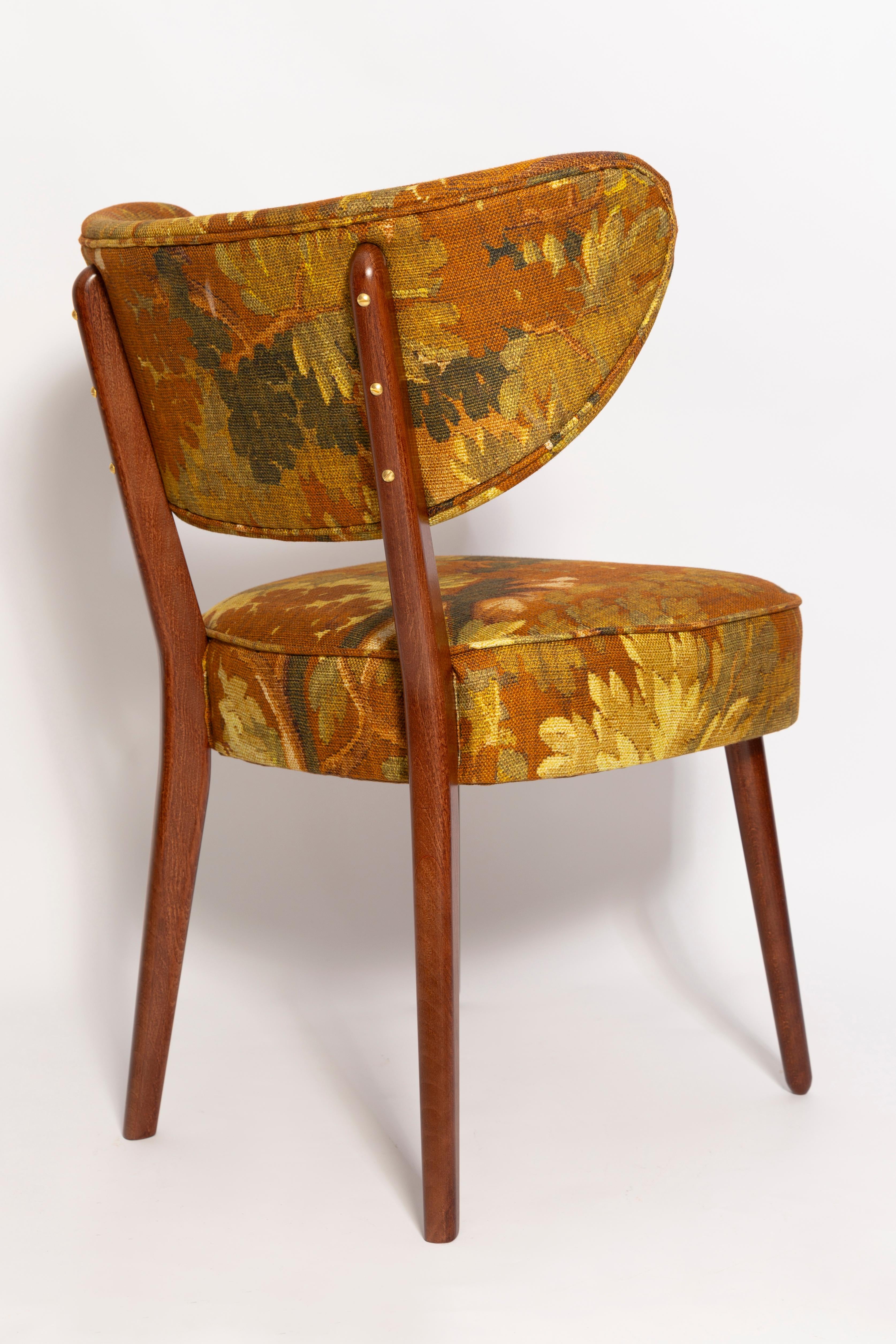https://a.1stdibscdn.com/set-of-six-shell-dining-chairs-linen-schwarzwald-by-dedar-vintola-studio-for-sale-picture-7/f_34023/f_477393121764325316362/IQ3A2626_master.jpg
