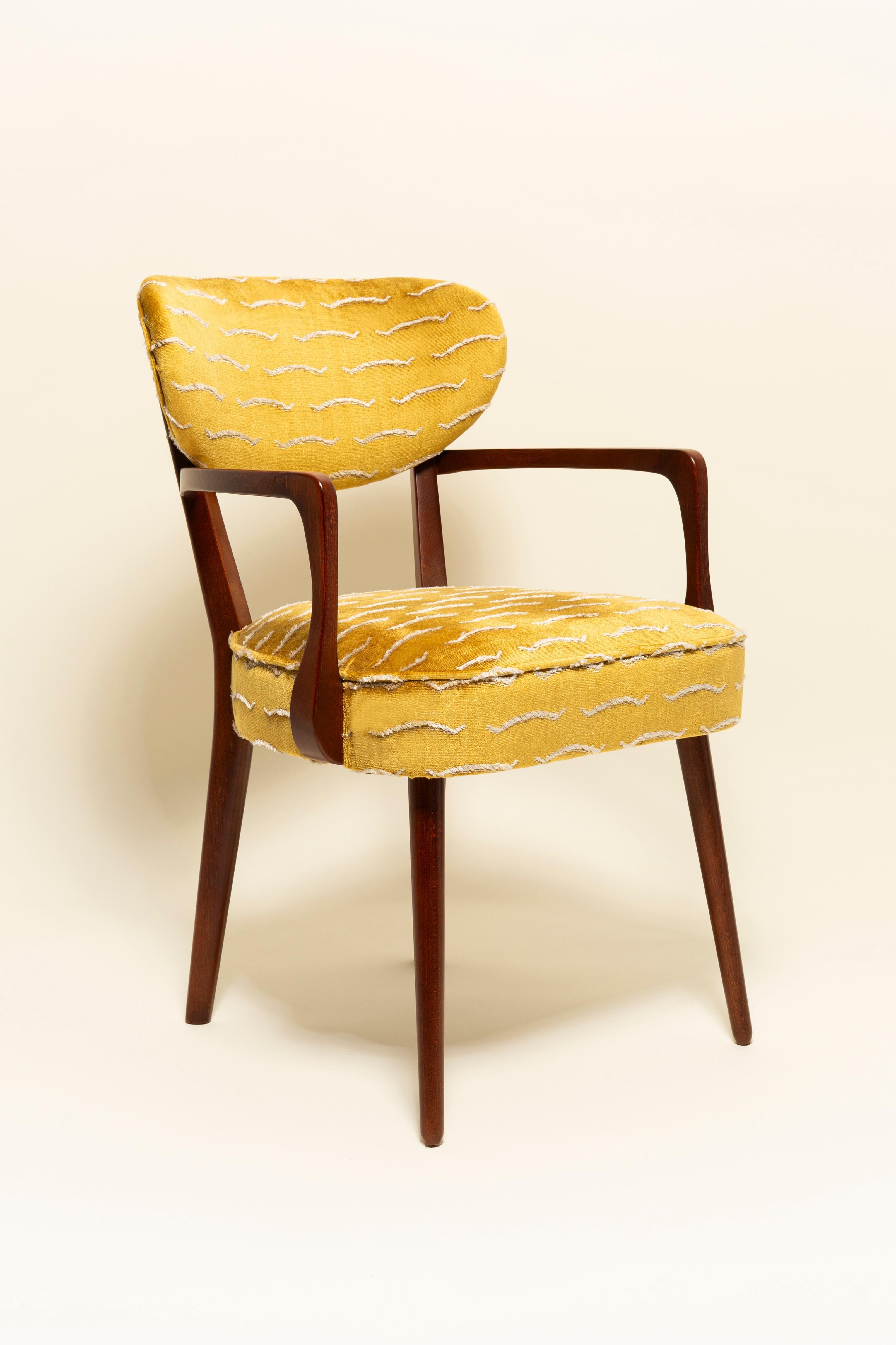 https://a.1stdibscdn.com/nest-dining-chair-yellow-nouvelles-vagues-velvet-by-dedar-vintola-studio-for-sale-picture-2/f_34023/f_494373221774872726296/IQ3A5329_master.jpg