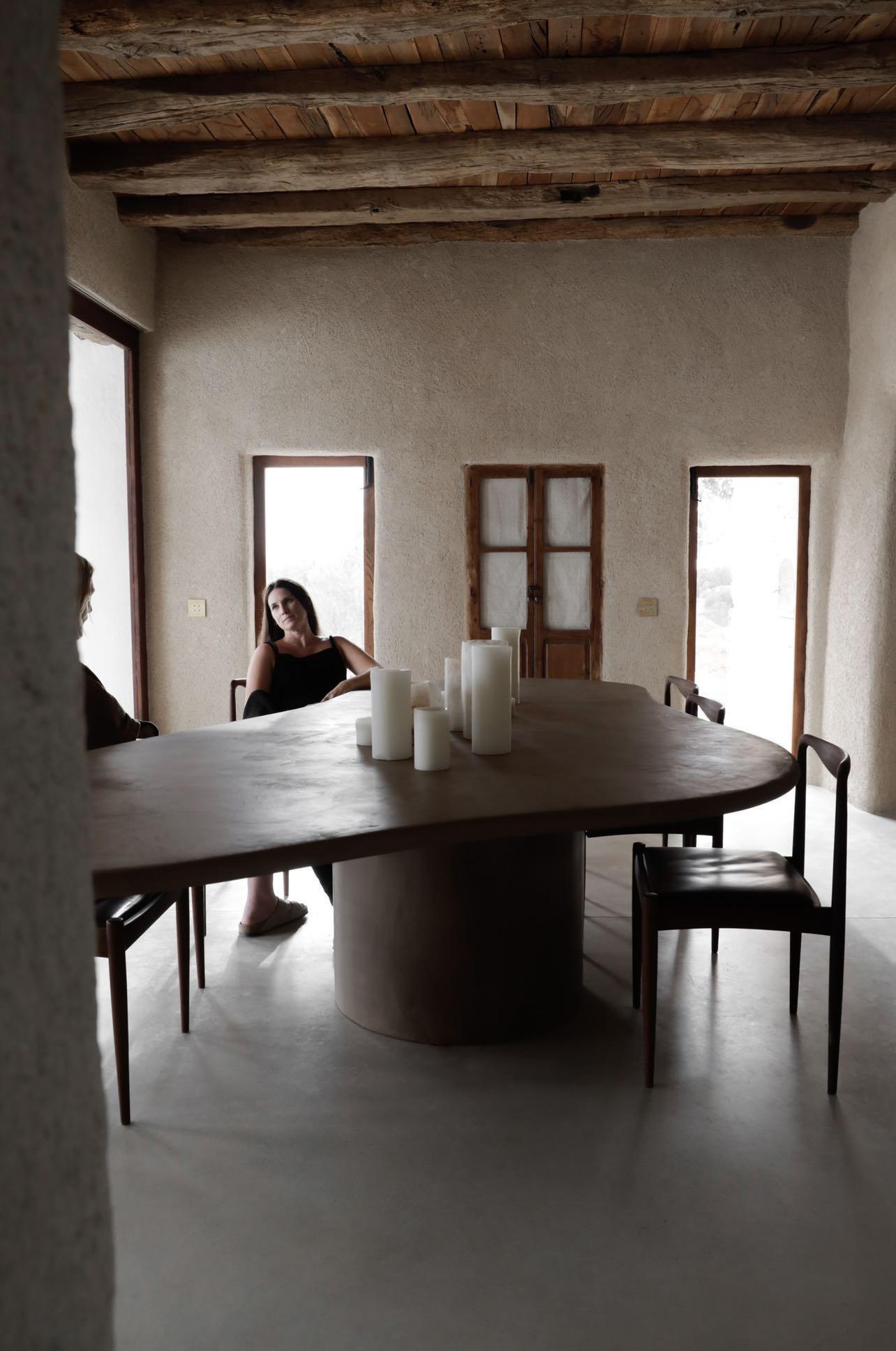 https://a.1stdibscdn.com/aimi-dining-table-by-kasanai-for-sale-picture-9/f_12192/f_391070821712084857672/ITWD0372_master.JPG