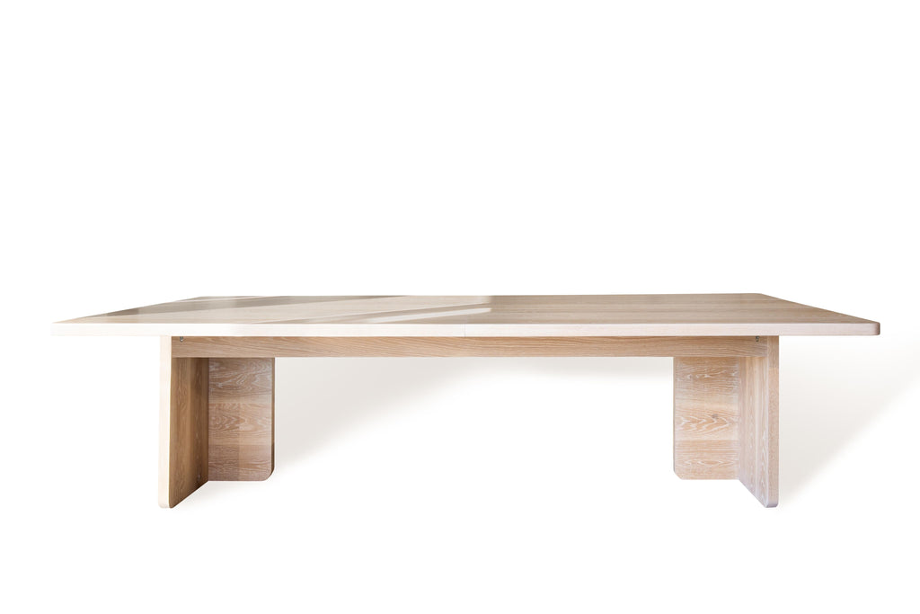 https://a.1stdibscdn.com/georgia-extendable-oak-dining-table-by-autonomous-furniture-for-sale-picture-3/f_77532/f_369606821699282948861/Iceland_Table_Short_Version_1_master.jpg